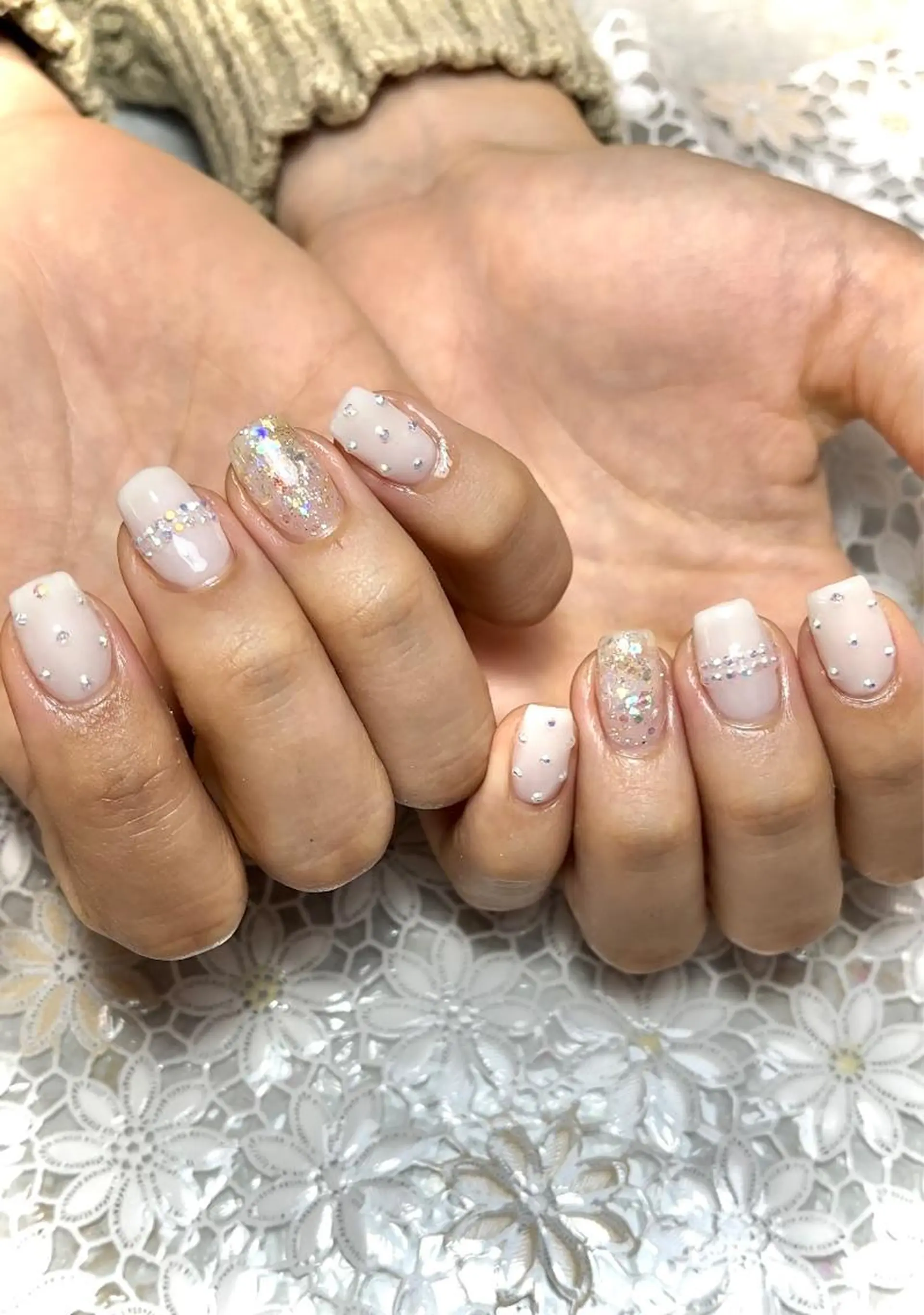 ネイル 成人式 ジェルネイル キラキラネイル 韓国ネイル オフィスネイル ハンドネイル nails' it...のネイルデザイン