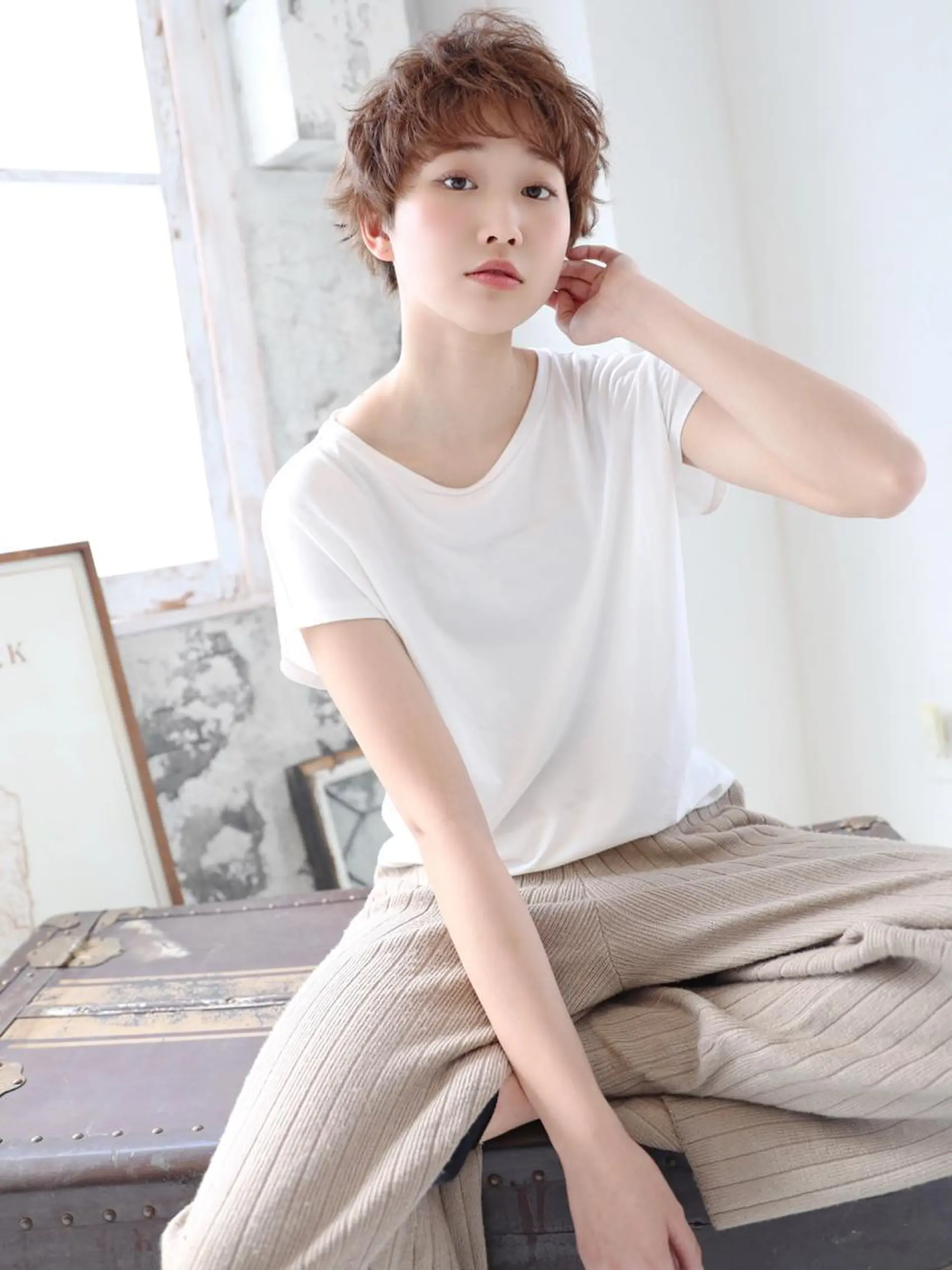 ショート カラー 透明感カラー ハイライトカラー ハイトーンカラー ハイライト &グループ代表取締役 KOHEIのヘアスタイル