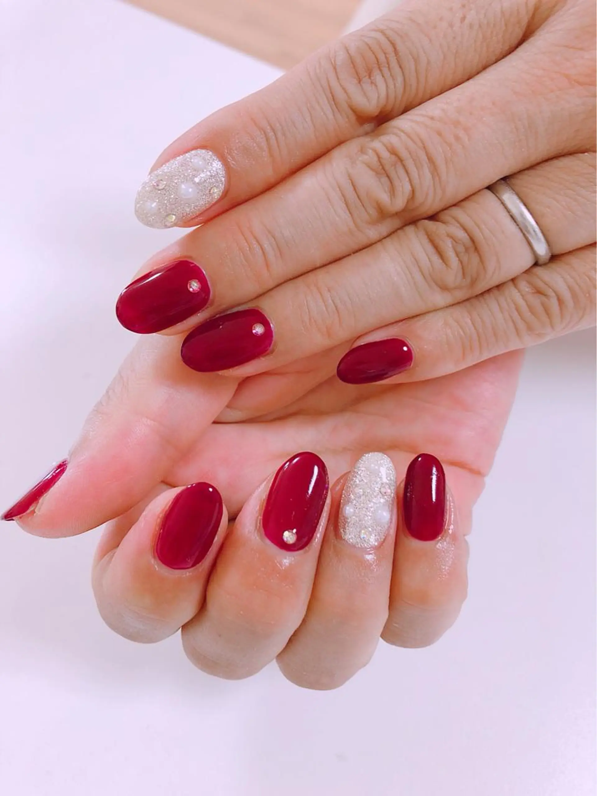 ネイル アートネイル 長さ出し フットネイル グリーン ニュアンスネイル Lily Roseスタッフ一同のマツエク・マツパデザイン