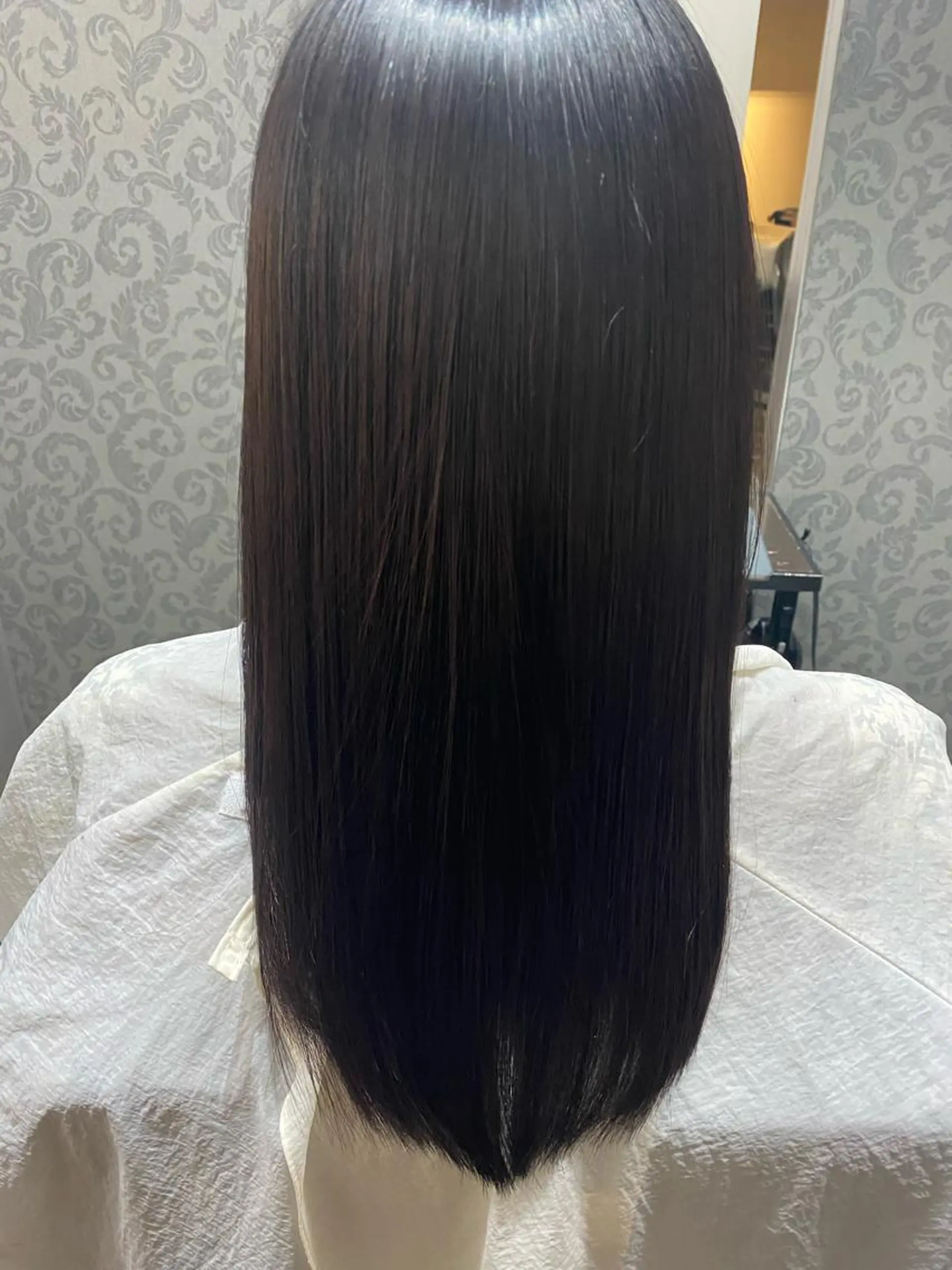 セミロング カット 縮毛矯正 佐藤 はるとのヘアスタイル