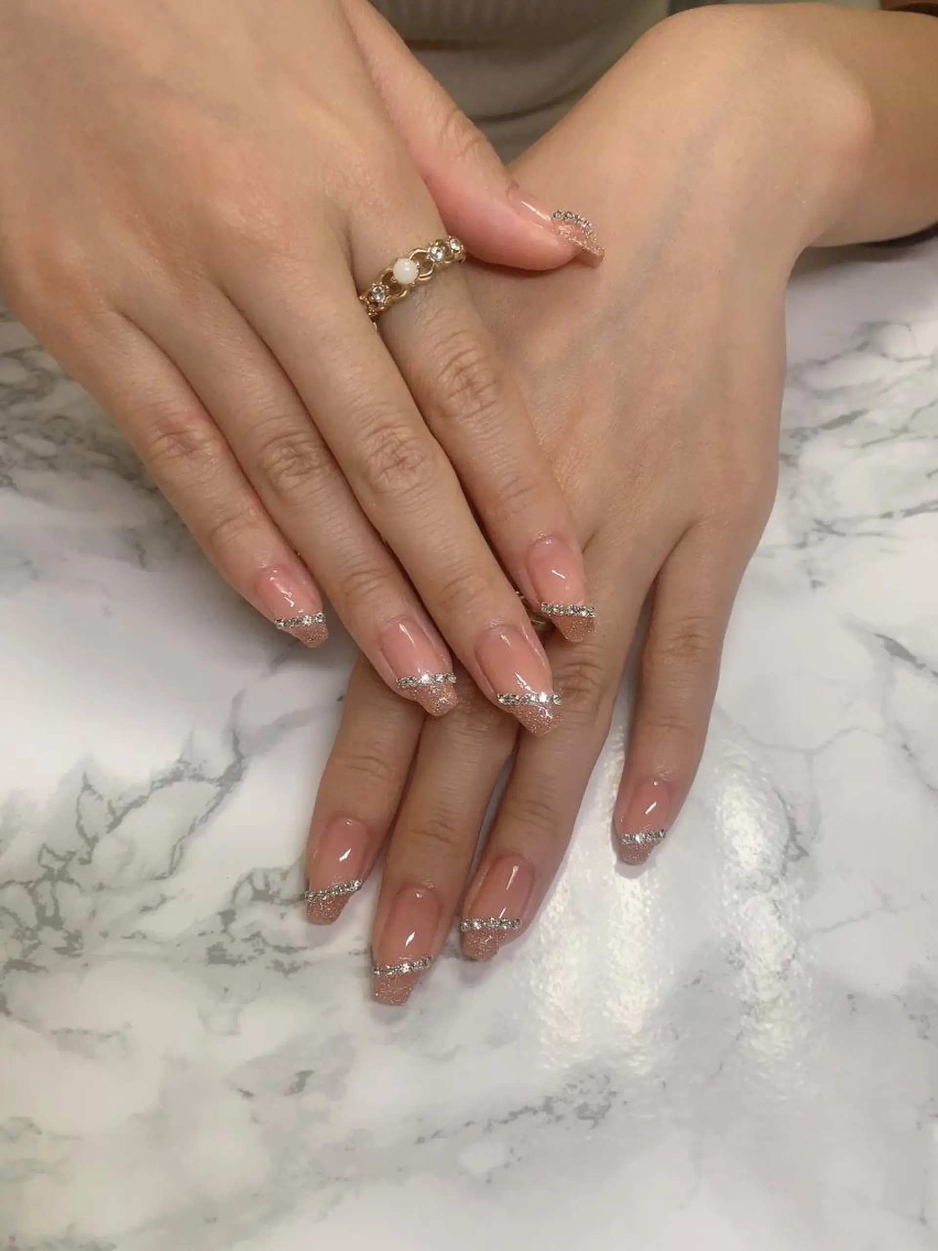 ネイル はな💎ネイル ワンホン、長さ出しのネイルデザイン