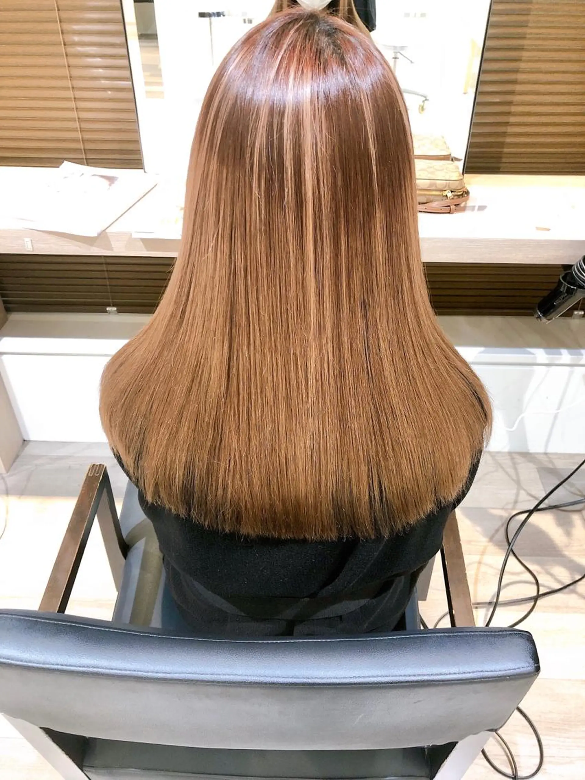 ロング 小顔カット トリートメント 酸熱トリートメント CYNTHIADUE 店長｜ IRISUのヘアスタイル