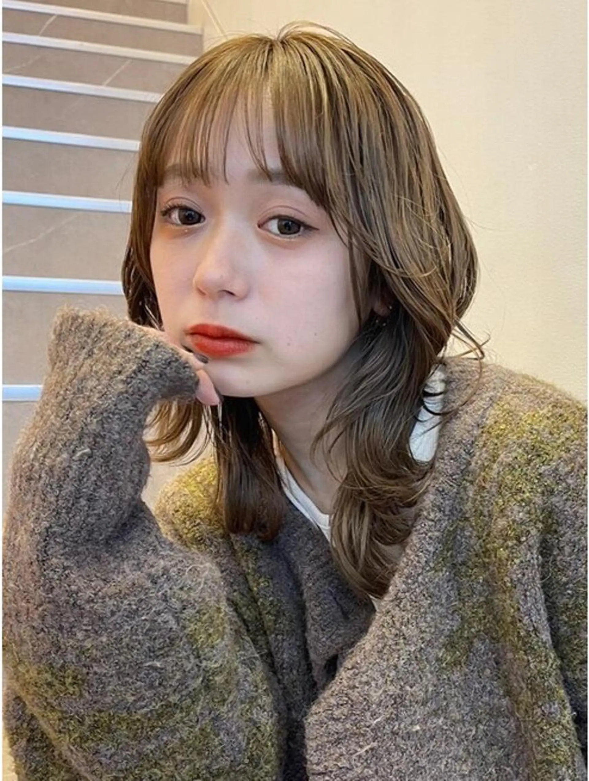 ミディアム ミディアムパーマ 顔まわりレイヤー 髪質改善 韓国風ヘア レイヤーカット カット 髪質改善🇰🇷レイ ヤーカット/艶透明髪のヘアスタイル