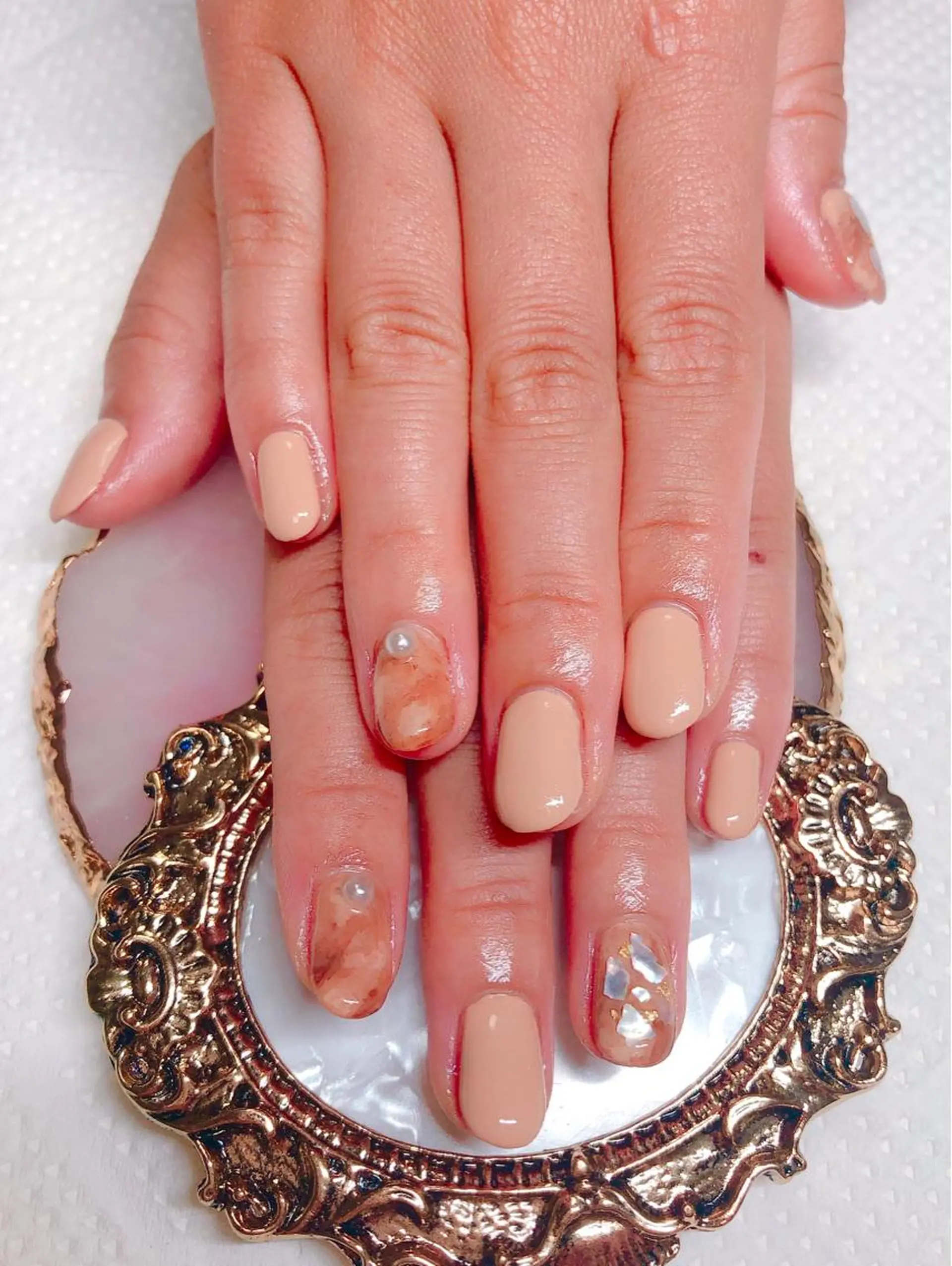 ネイル ハンドネイル CROWN プライベートサロンのネイルデザイン