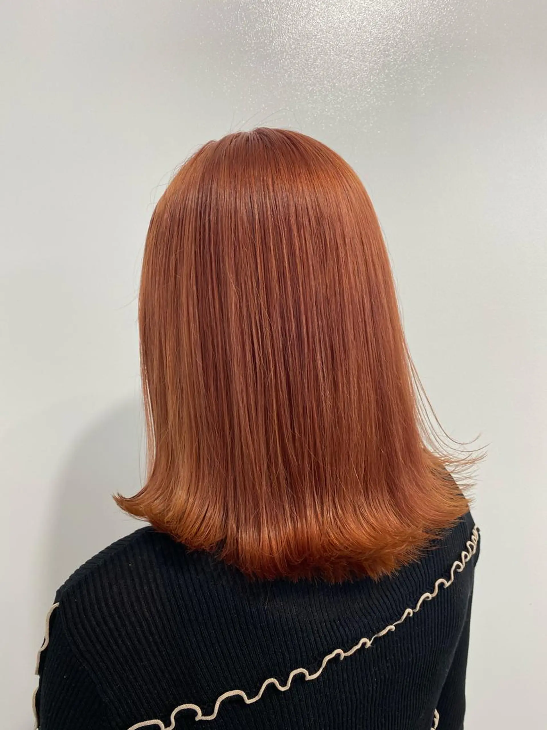 セミロング カラー ブリーチ オレンジ レイヤー/ハイトーン 🧸SENAのヘアスタイル