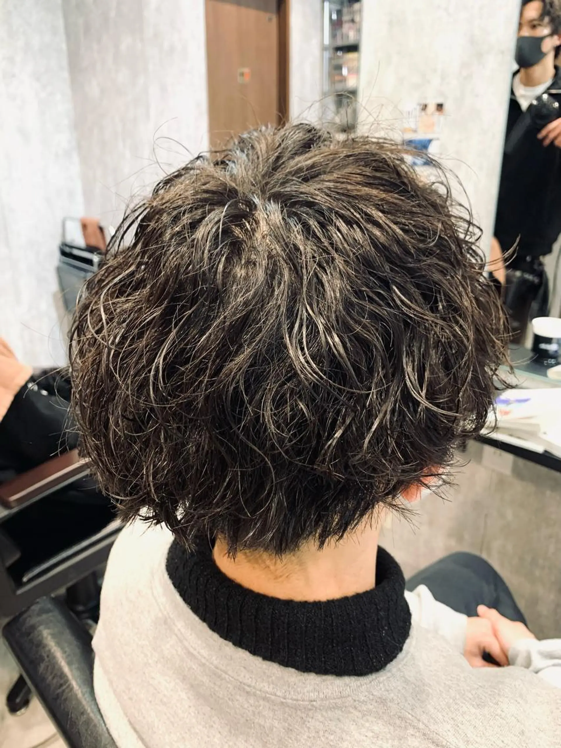 ショート パーマ メンズ メンズパーマ スパイラルパーマ メンズ支持数No.1 👑リュウ👑のヘアスタイル