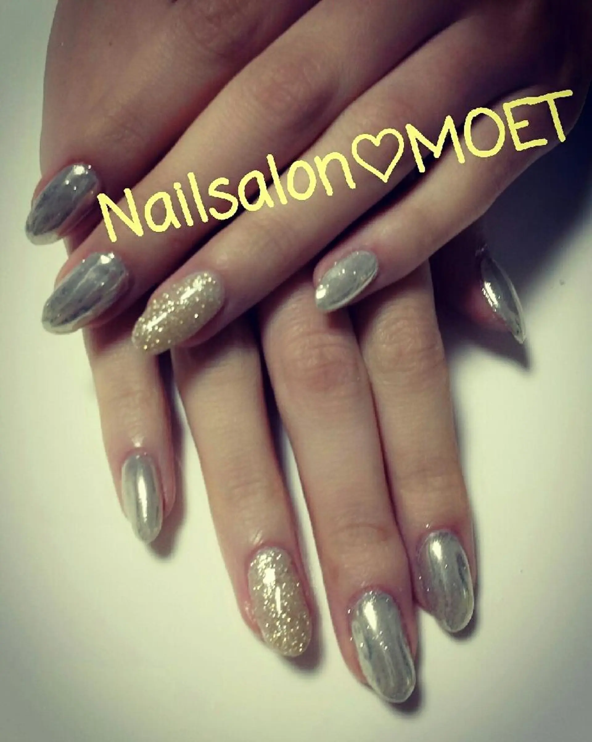 ネイル ミラーネイル 齋藤 あゆみのネイルデザイン