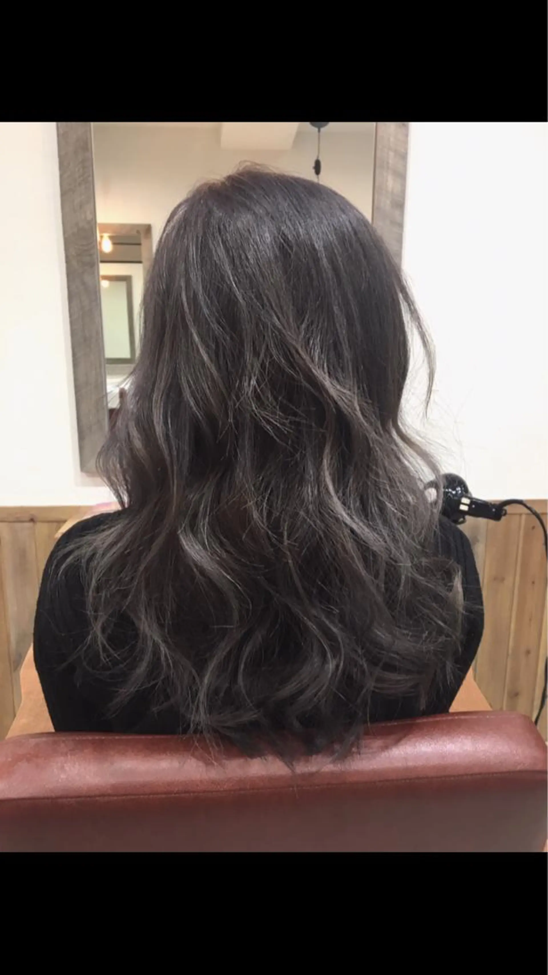 ロング カラー アッシュ アッシュグレー ハイライトカラー ハイライト 🦋Oasis RINA 🦋のヘアスタイル