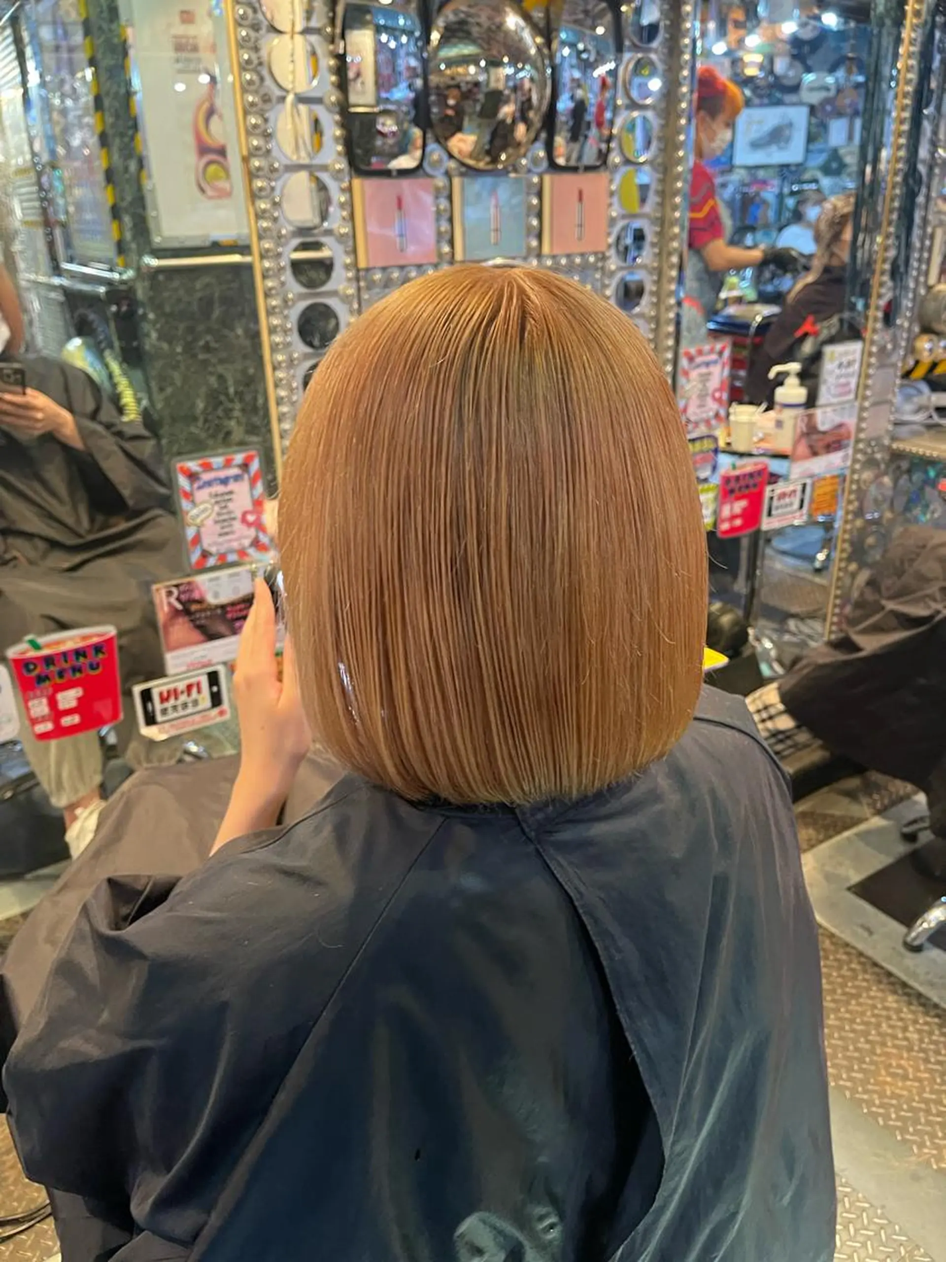 ショート カラー ヘアアレンジ ベージュカラー ブリーチ ケアブリーチ ボブ 🌈派手髪エクステ ブレイズ🌈ひろとのヘアスタイル