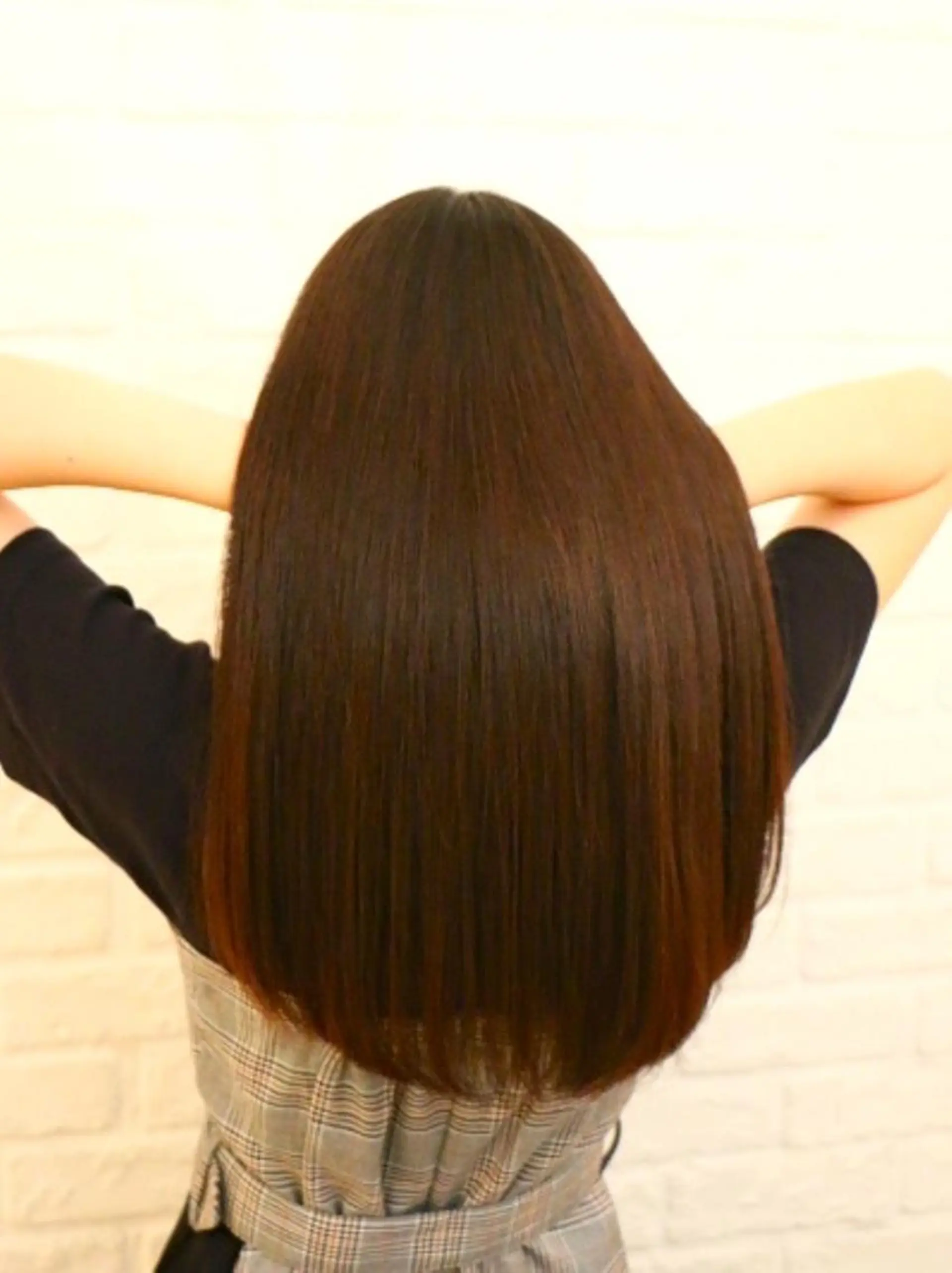 カラー 下池 紗加のヘアスタイル