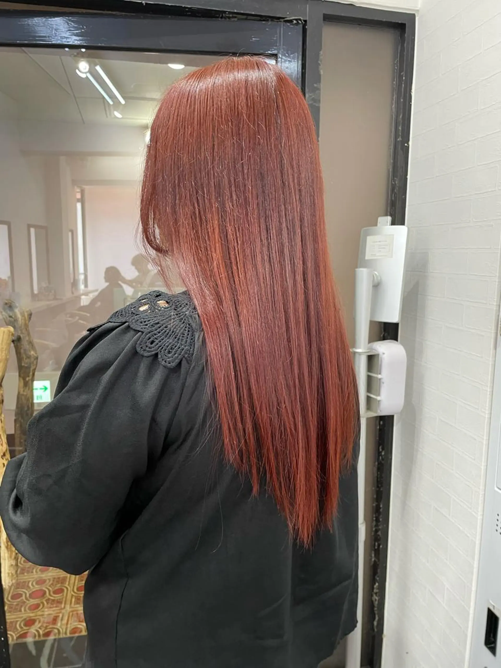 ロング 横浜🦋ハイトーン 🫐シャドウルーツのヘアスタイル