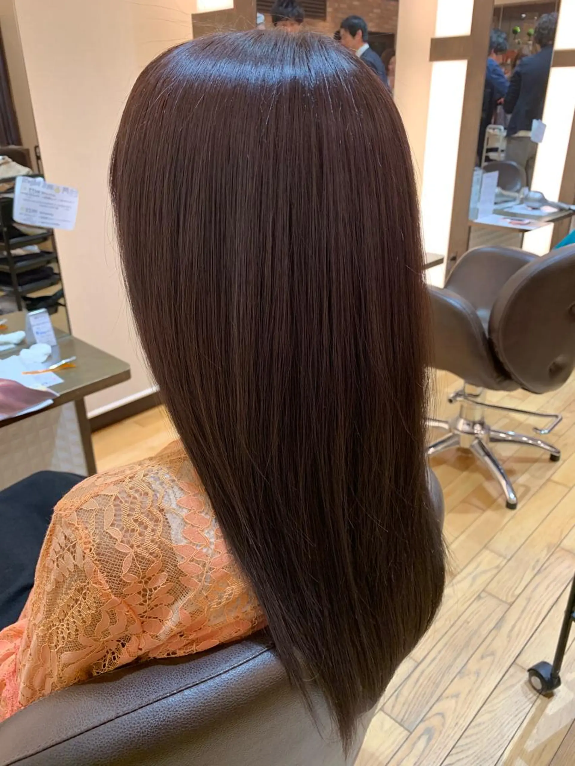 ロング 齊藤 衣梨佳のヘアスタイル