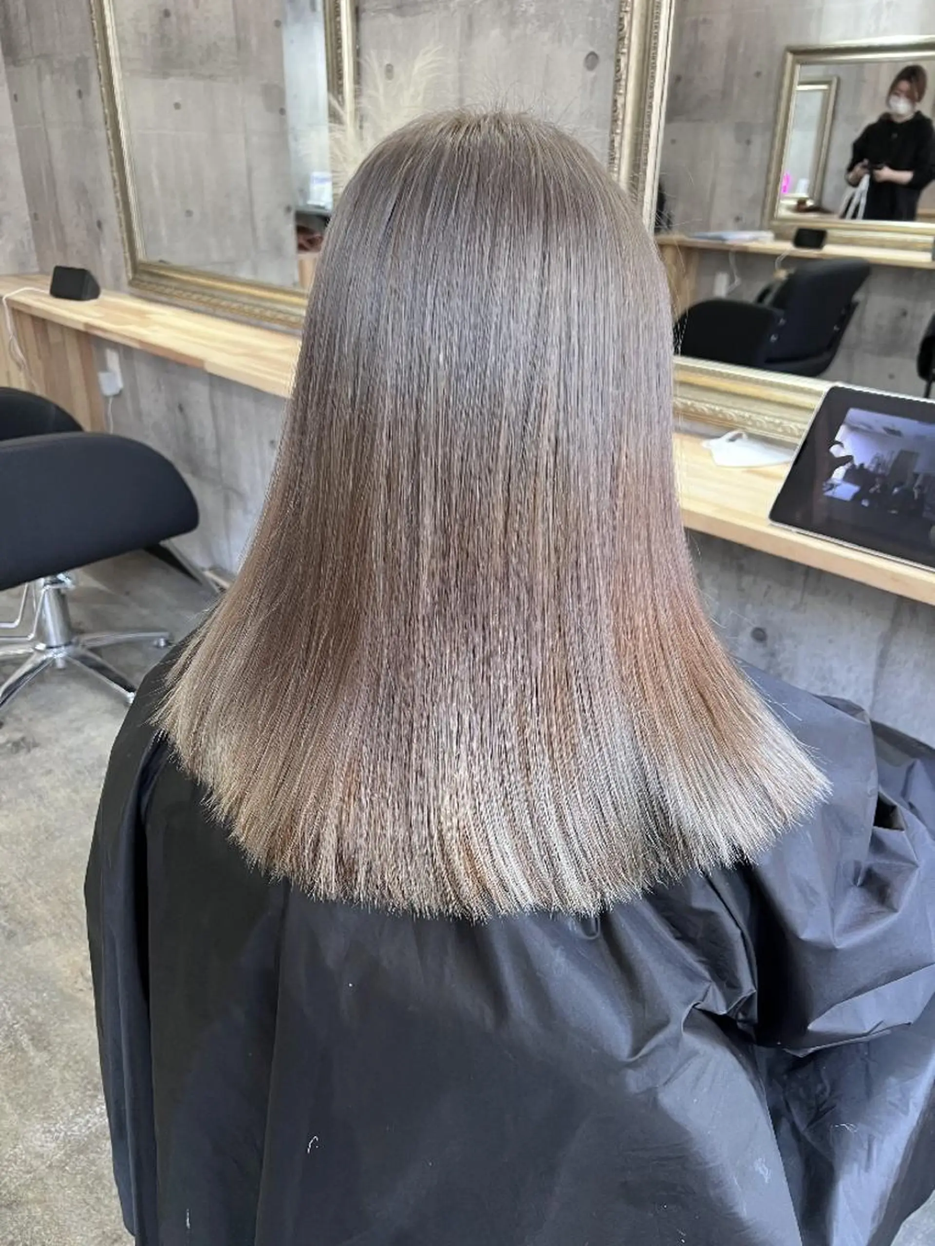 ミディアム カット ヘアカラー トリートメント サニーサイド大名 ダブルカラー髪質改善のヘアスタイル