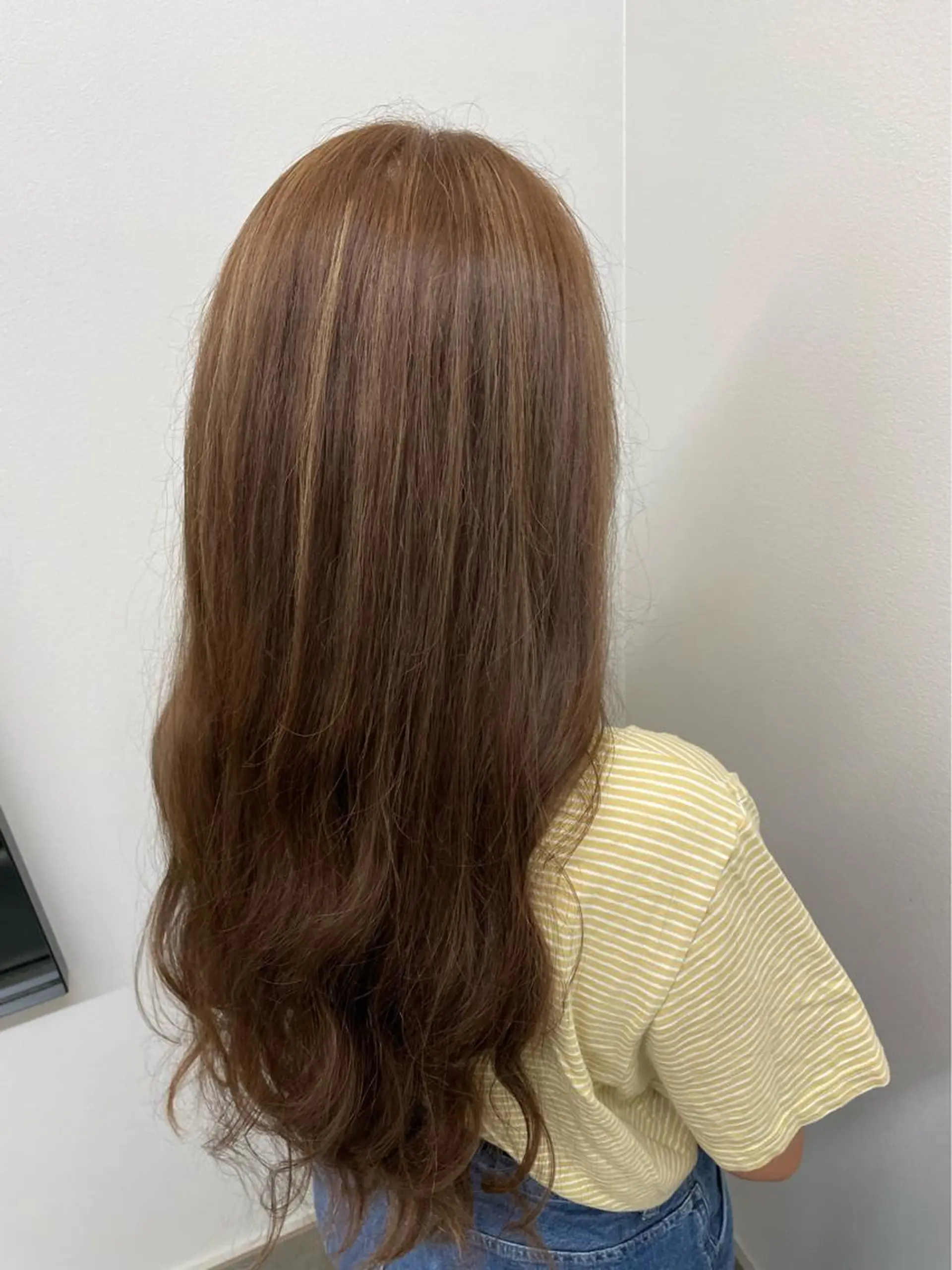 ロング カラー ハイライトカラー ハイライト 山本 美羽のヘアスタイル