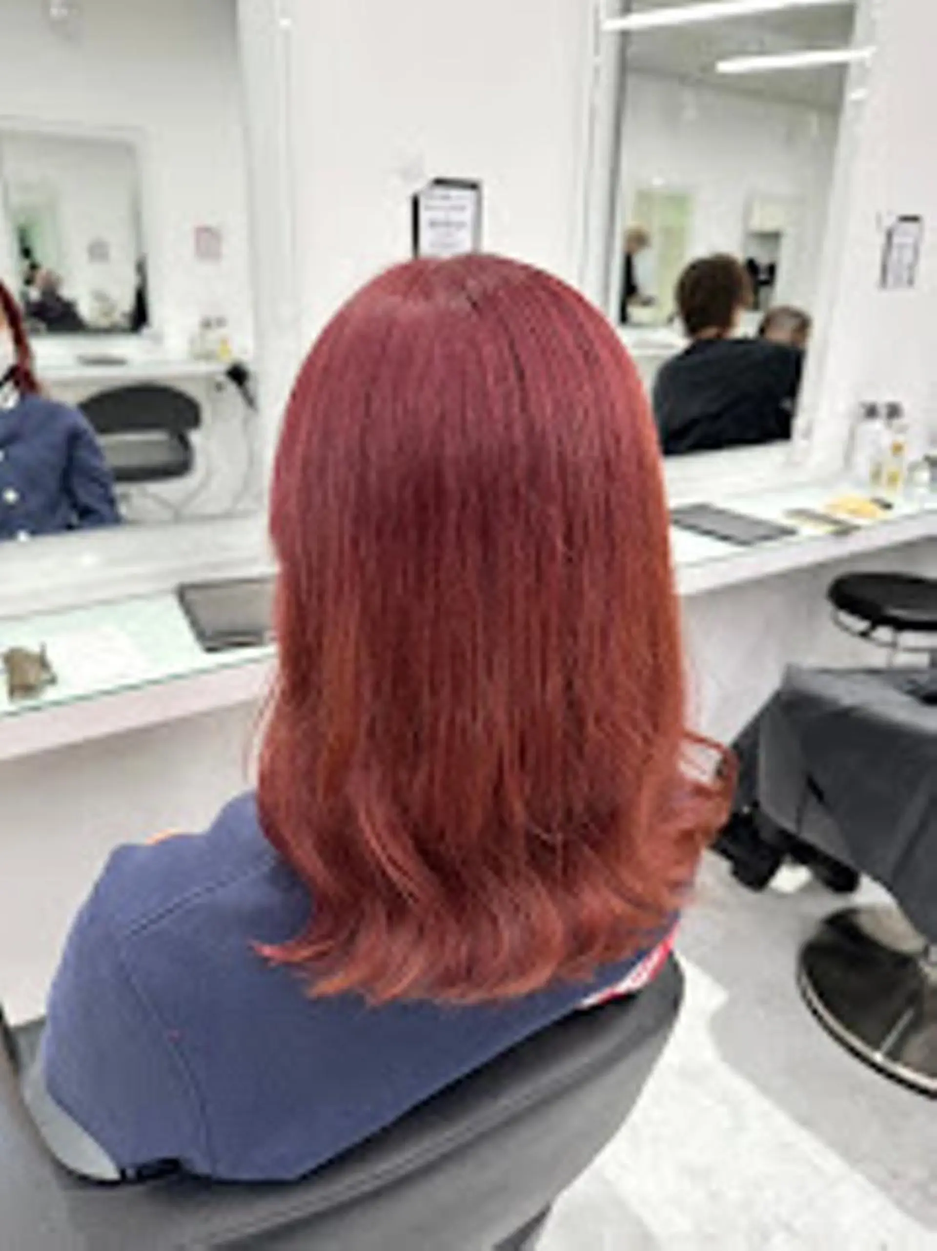 カラー 🪞SHE池袋 Official🪞のヘアスタイル