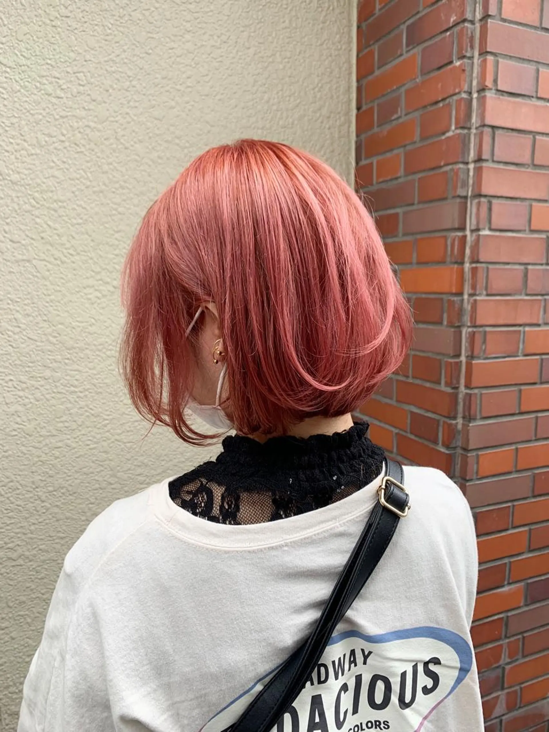 ショート ボブ カット ヘアカラー トリートメント レイヤー×縮毛矯正 深見 拓のヘアスタイル