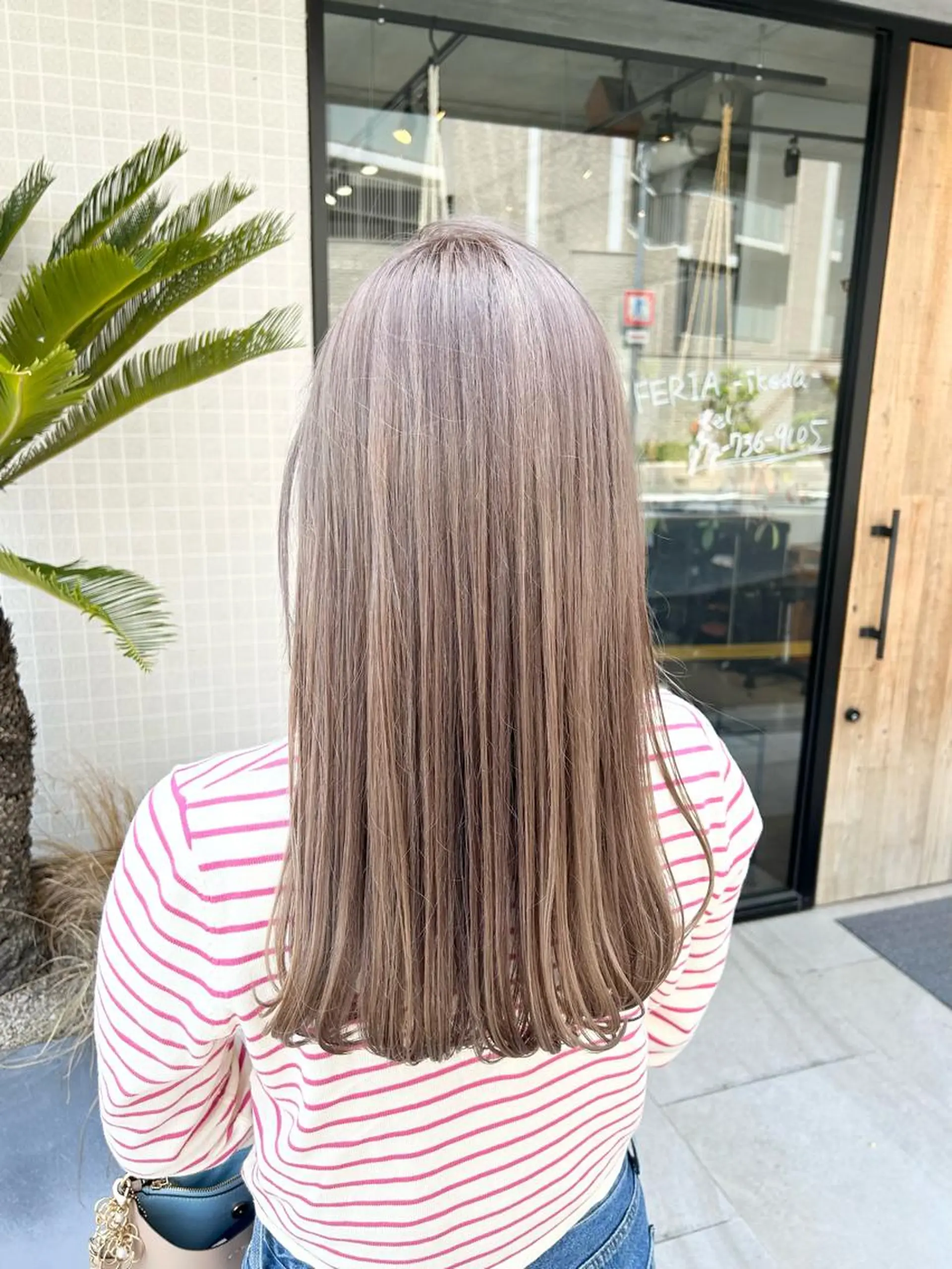 ロング 烏丸/顔周りカット/ くびれヘア/奈実のヘアスタイル