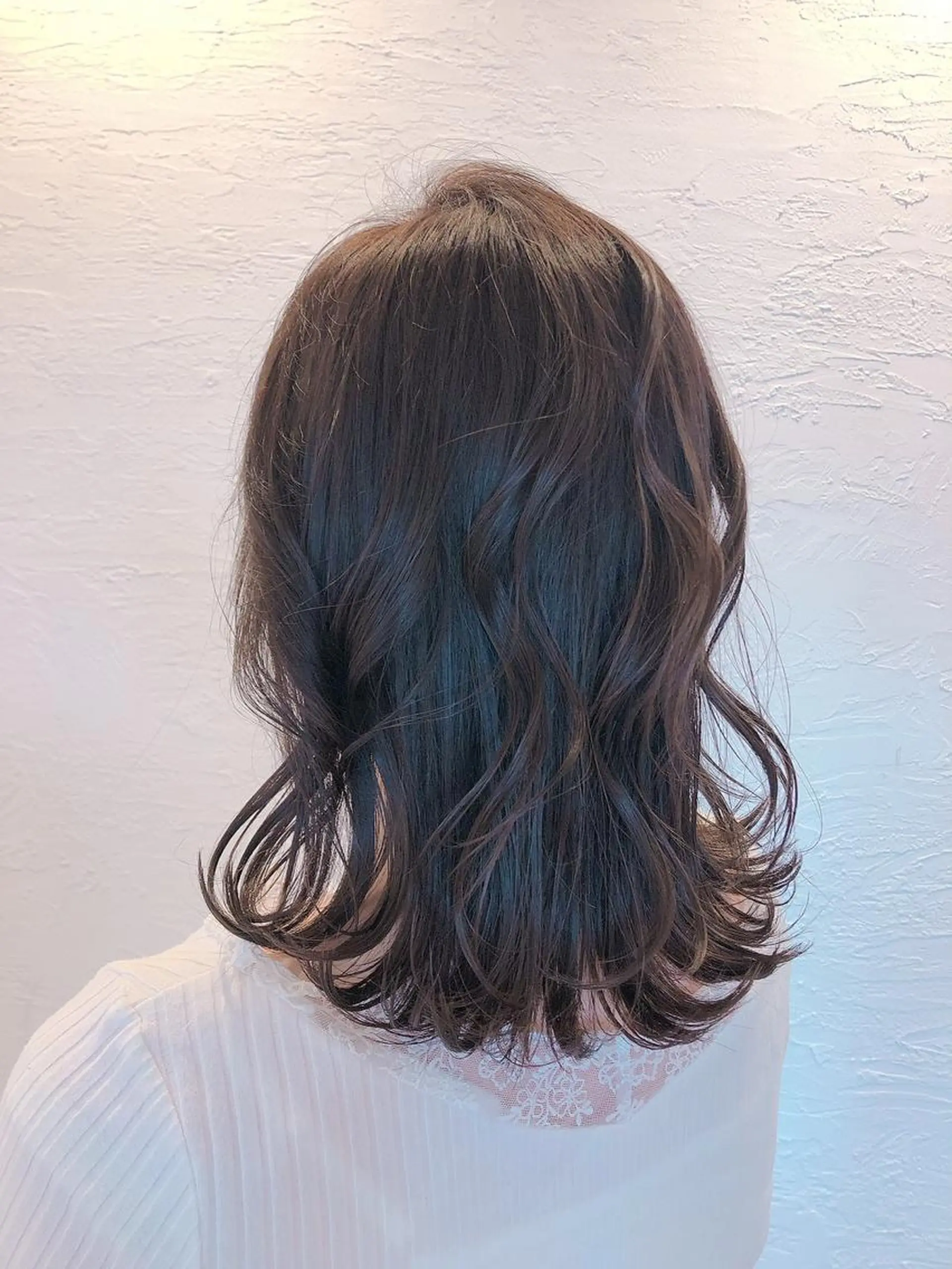 セミロング カラー サロンドユウ こはるのヘアスタイル