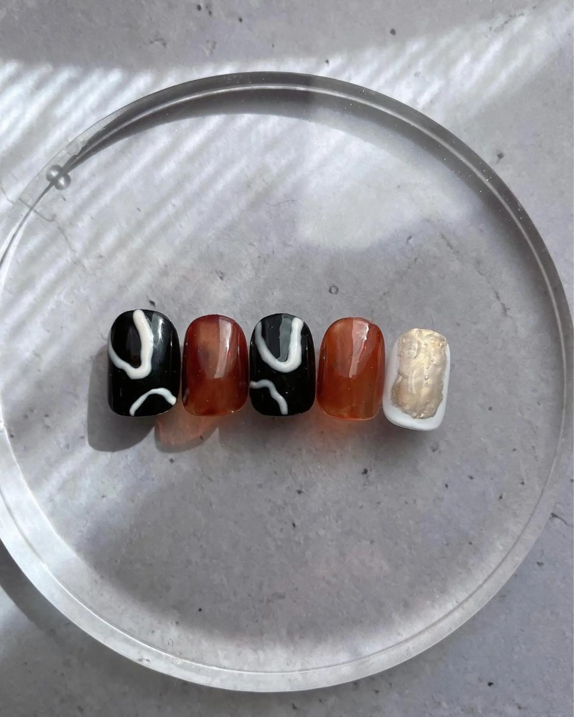 ネイル Slow.Nail Tomomiのネイルデザイン