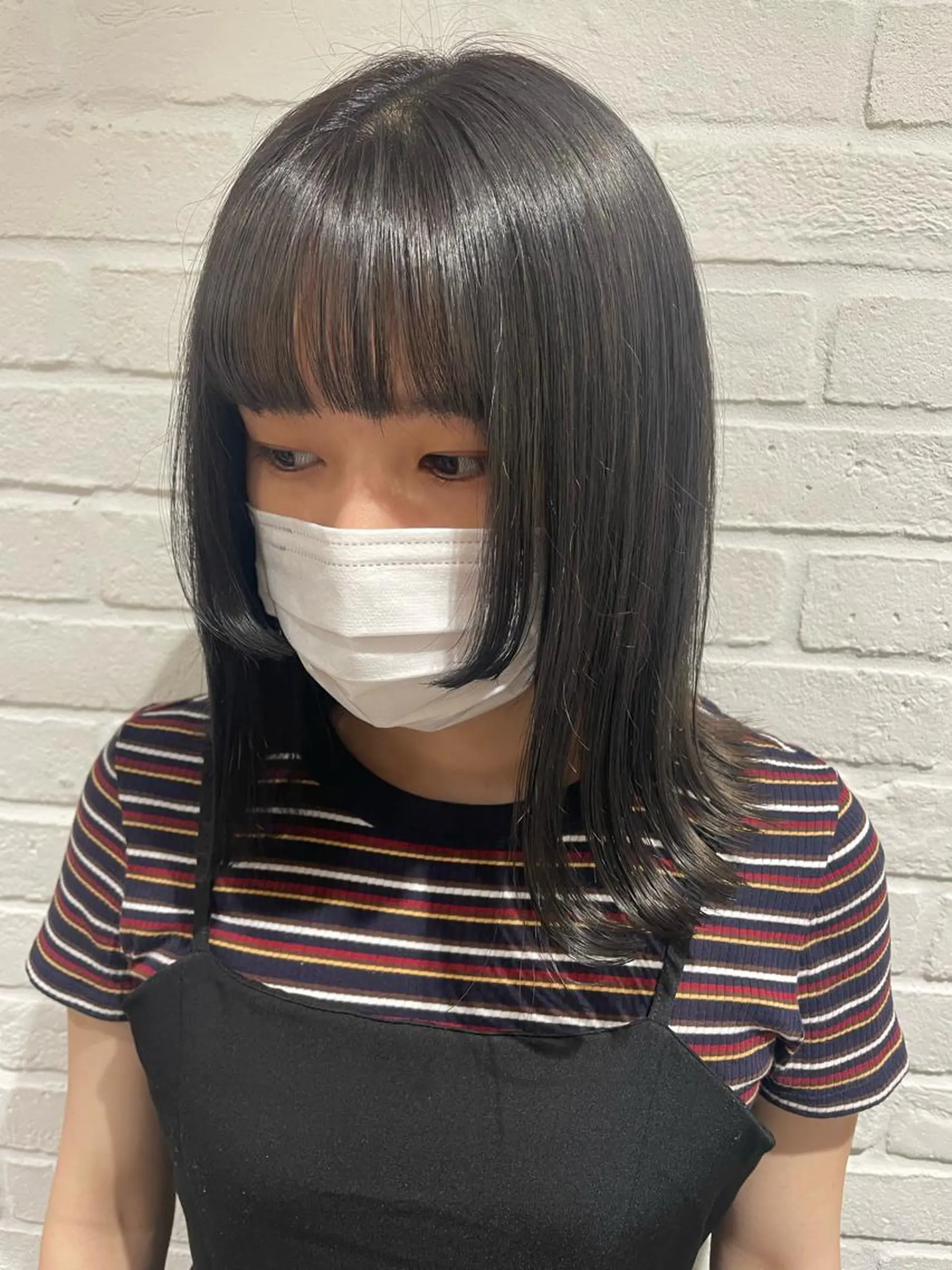 ミディアム カット ヘアカラー hisano / ハイトーン･透明感のヘアスタイル