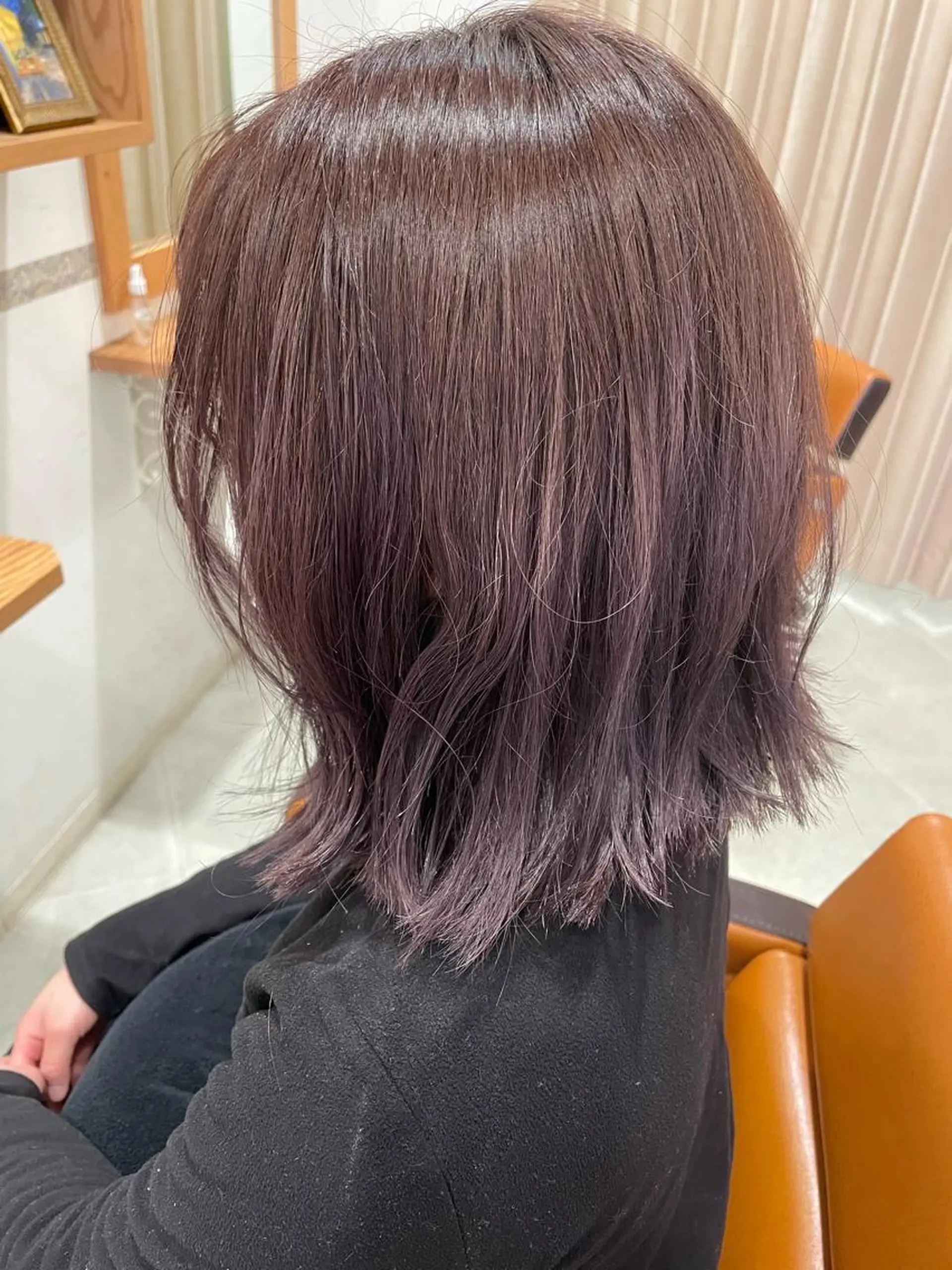 ミディアム カラー ヘアカラー 式部 由美子のヘアスタイル