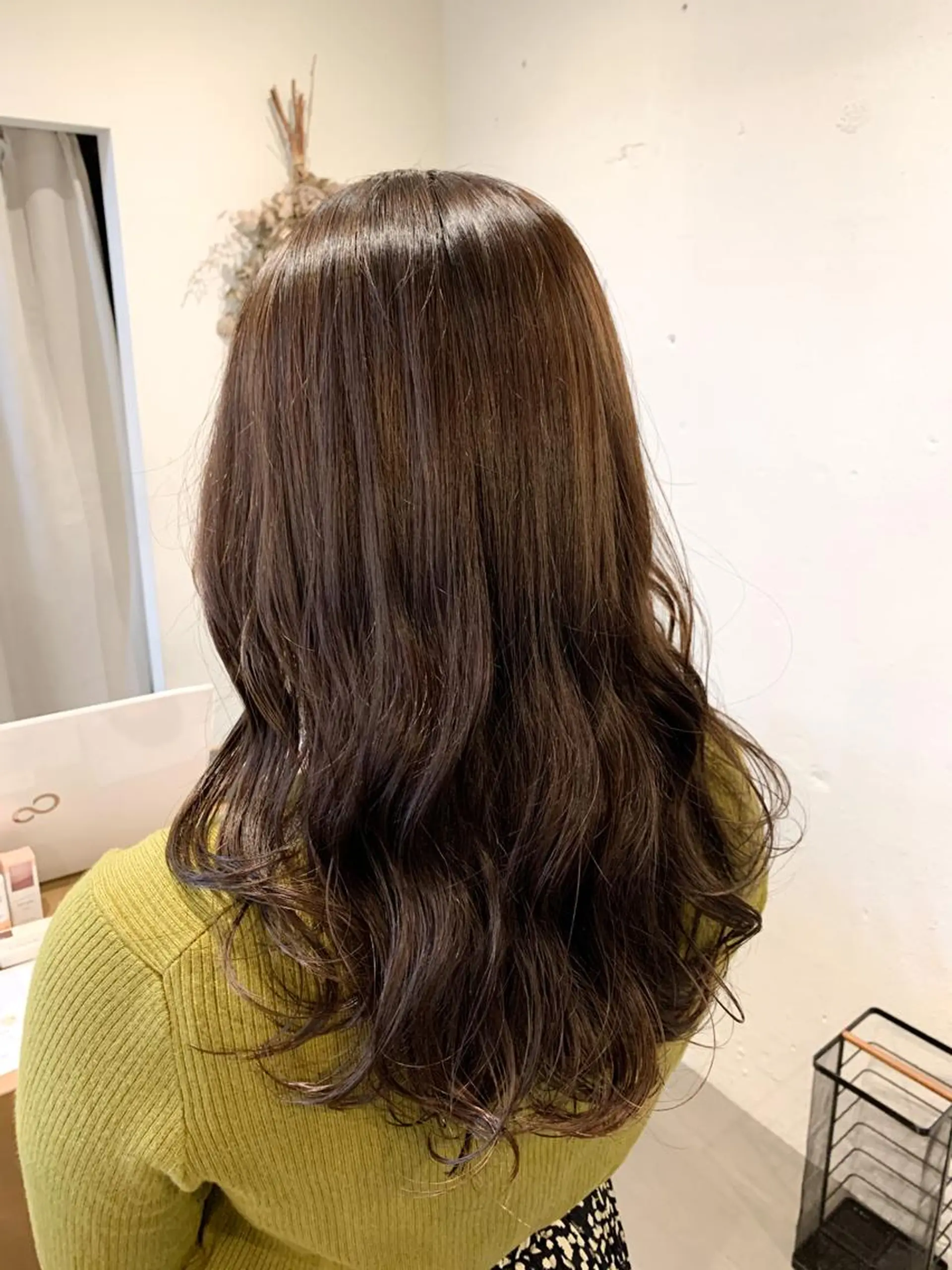 ロング カラー 透明感カラー ハイライトカラー ハイライト ブリーチなしカラー 🌿‬脇黒丸 彩のヘアスタイル