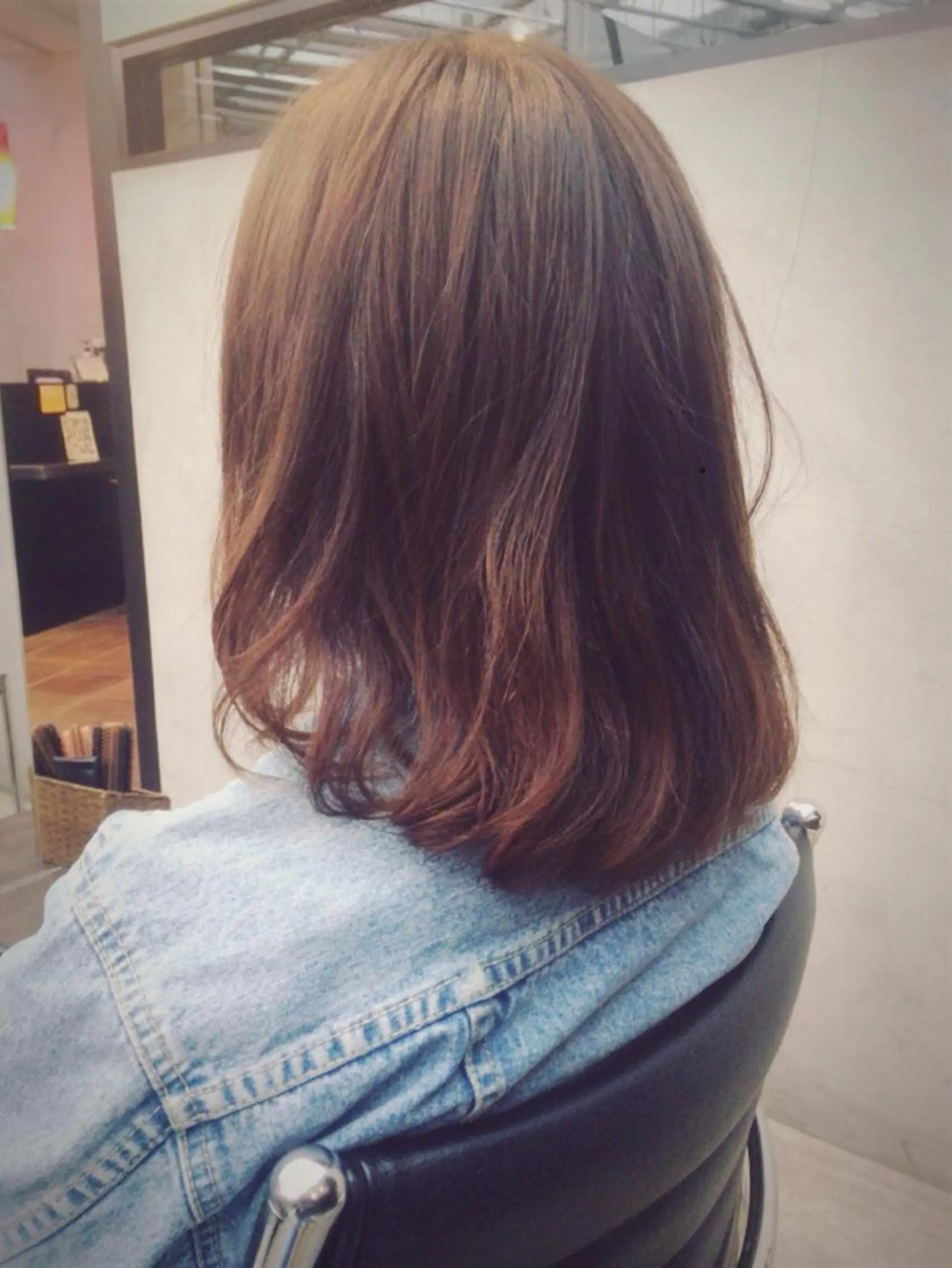 ショート ミディアム パーマ 栗林 実莉のネイルデザイン