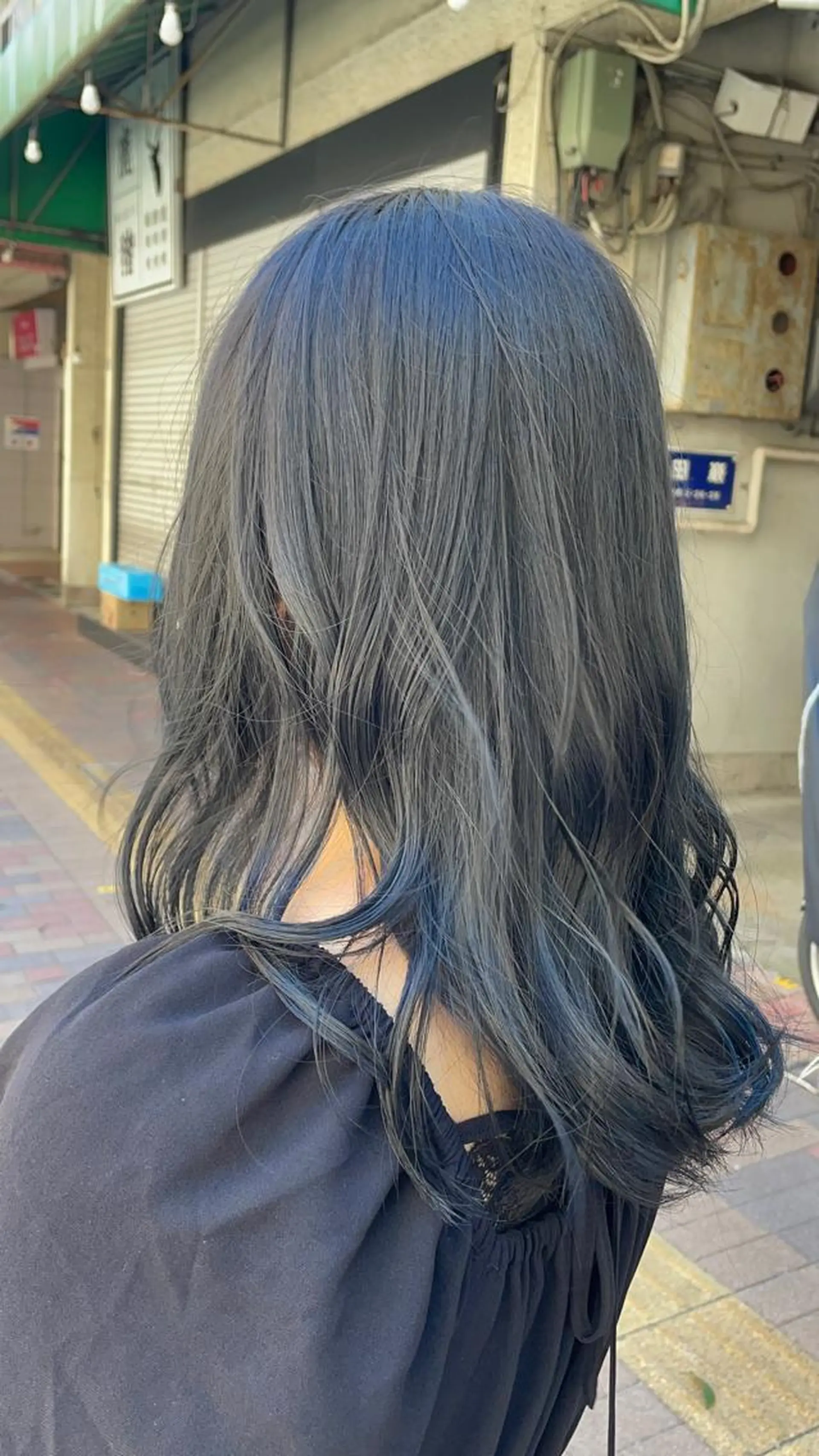 ミディアム カラー CoCooN Hiromiのヘアスタイル