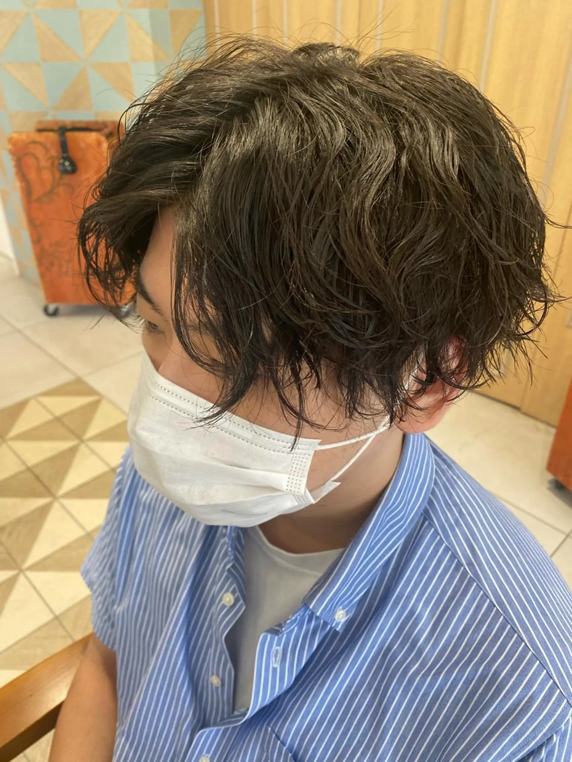 ショート カラー パーマ ヘアアレンジ メンズ カット パーマ メンズパーマの巨匠 鈴木純のヘアスタイル