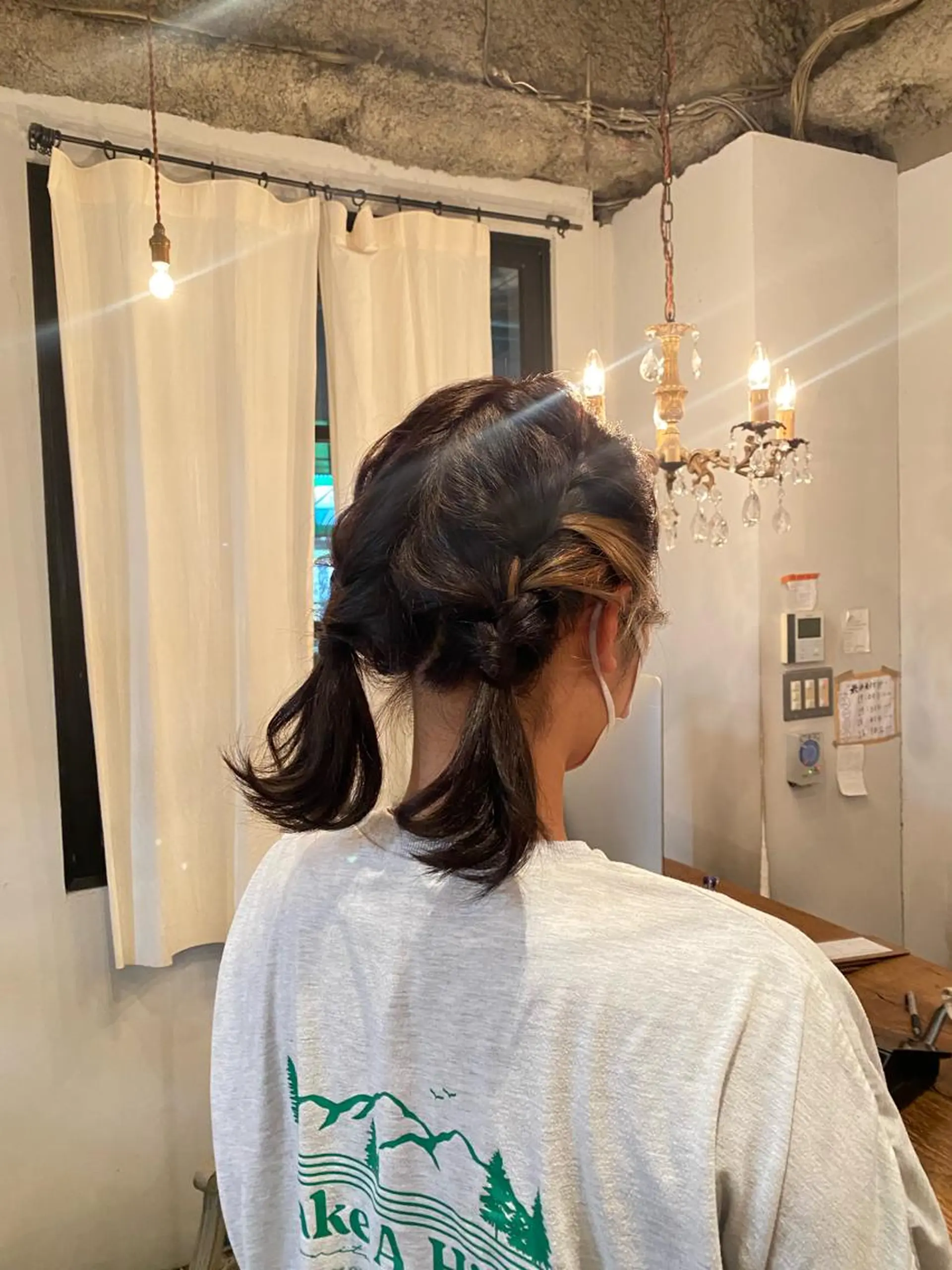 ミディアム レイヤーカット/ ダブルカラーサクライのヘアスタイル