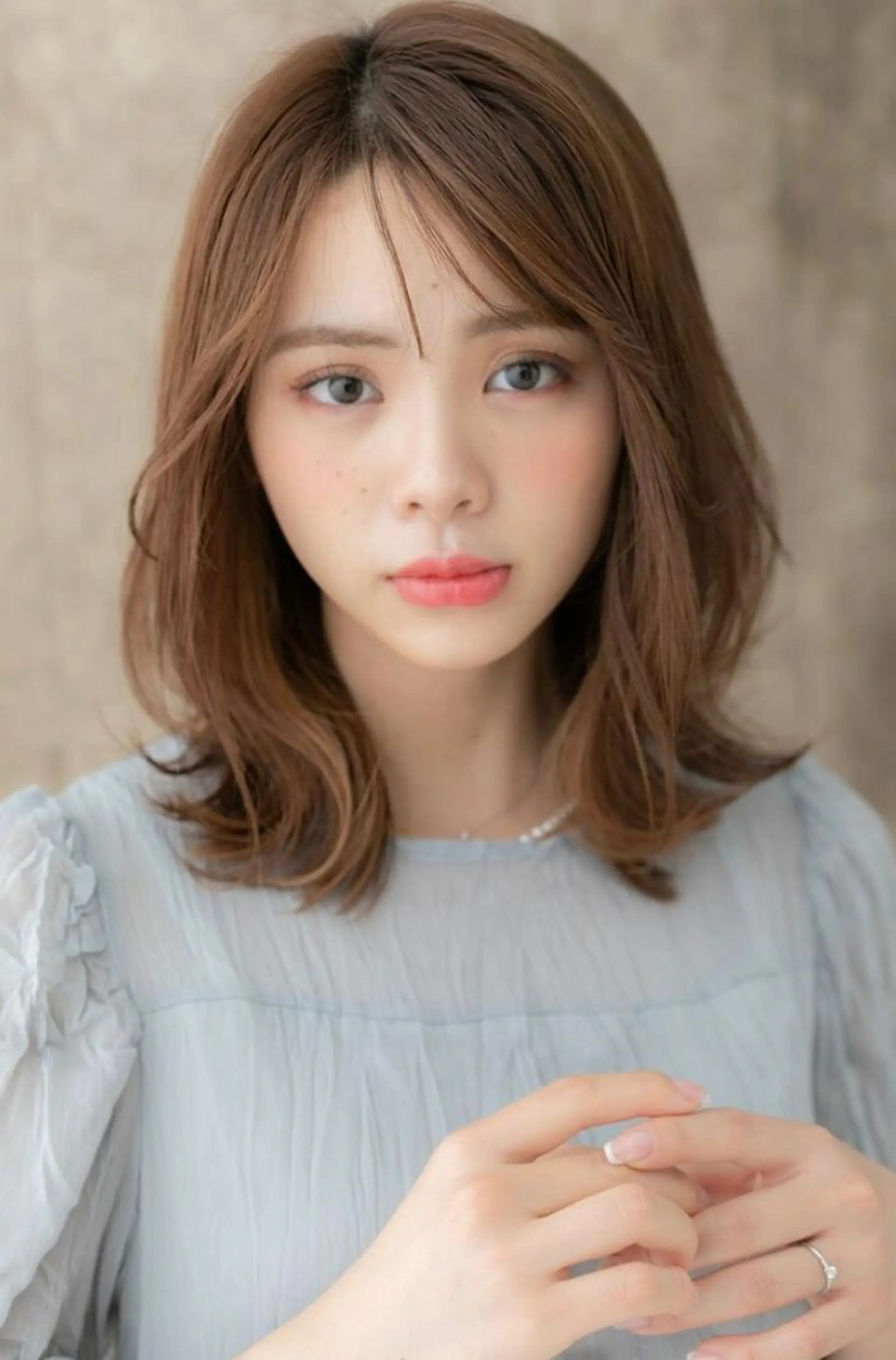 ミディアム カラー パーマ 似合わせ✨透明感🫧 佐藤優斗のヘアスタイル