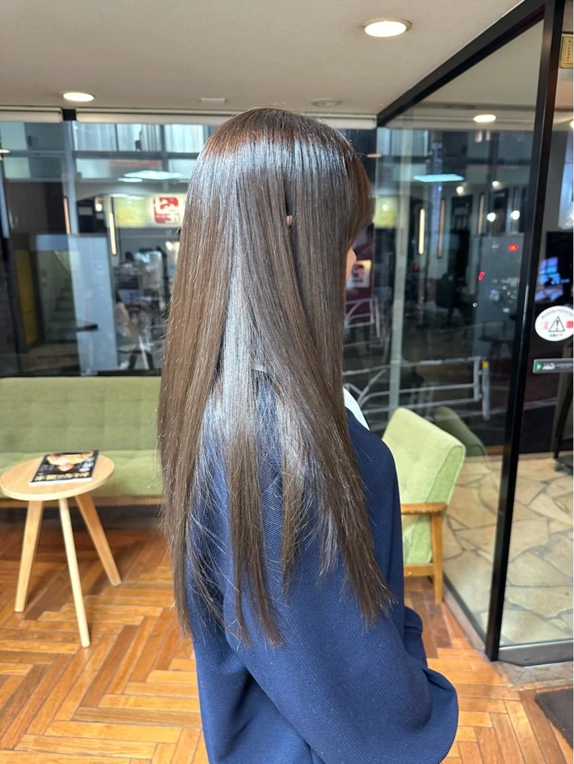 ロング カラー ベージュカラー ブリーチ ブリーチなしカラー 矢野 晃平のヘアスタイル