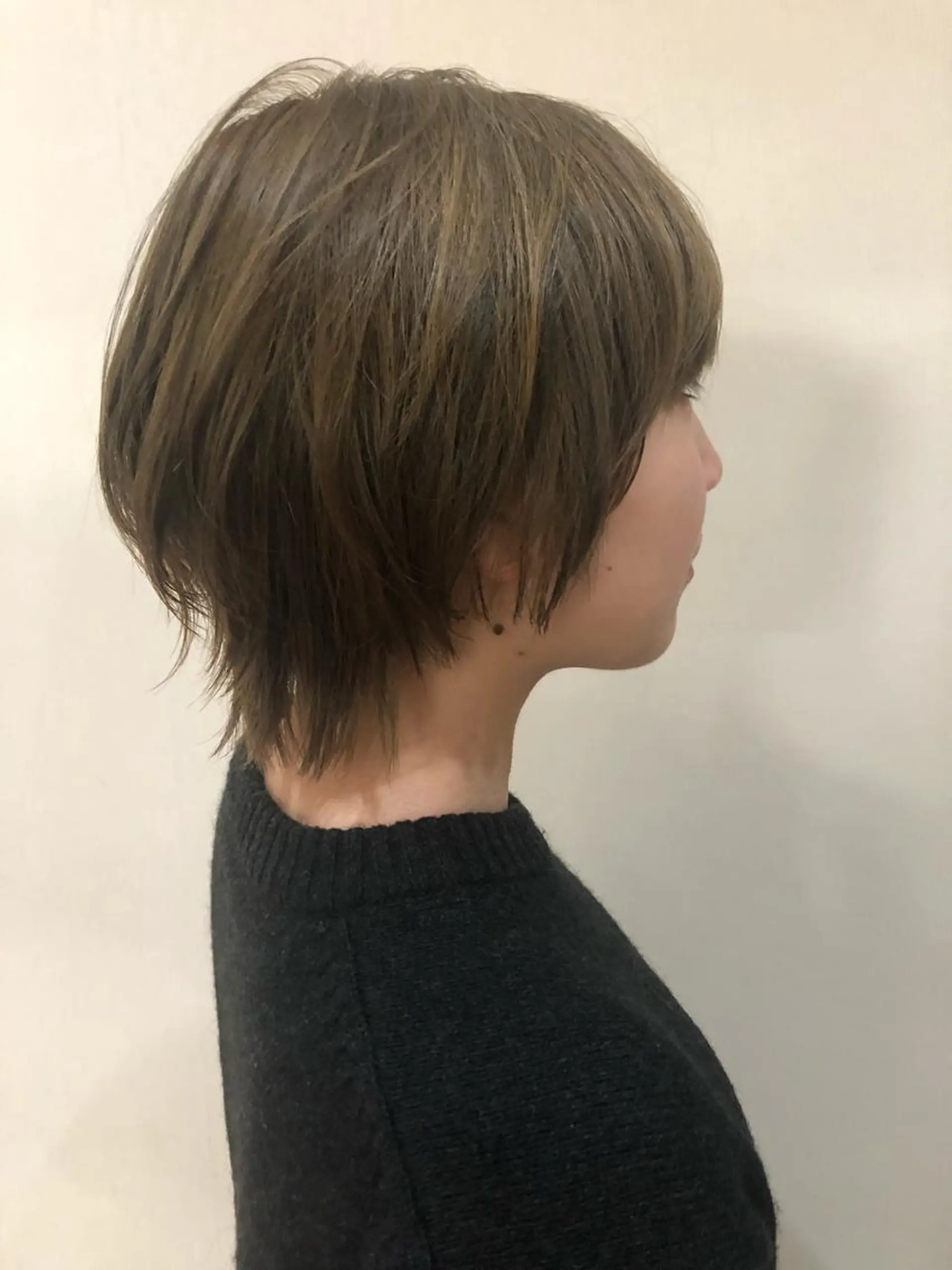 ショート カラー 相原 美咲のヘアスタイル