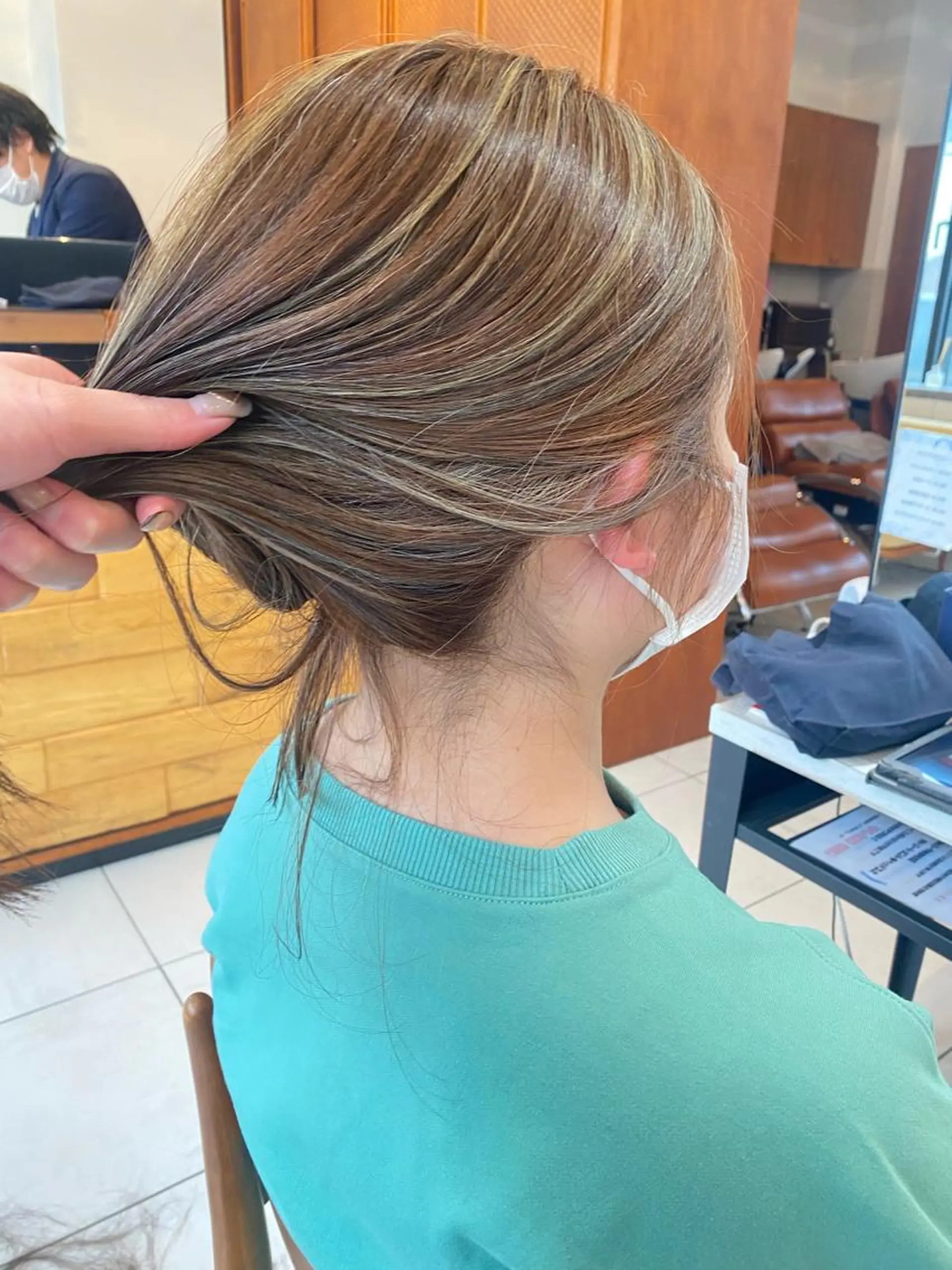 ミディアム カラー ハイライトカラー ハイライト ヘアカラー 袴着付け予約受付中/ 渡辺奈緒のその他イメージ