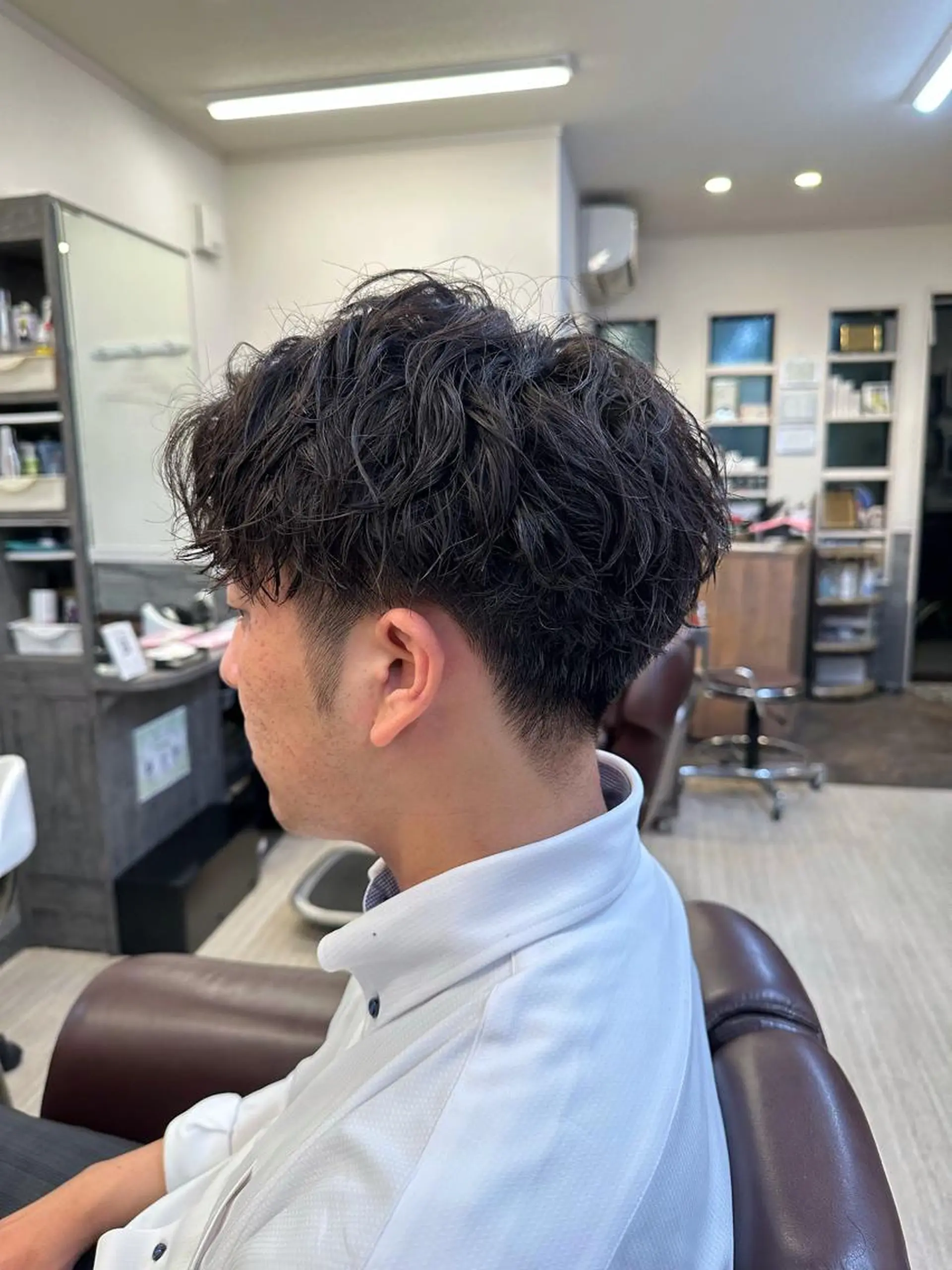 ショート パーマ メンズ 仲川 遼のヘアスタイル