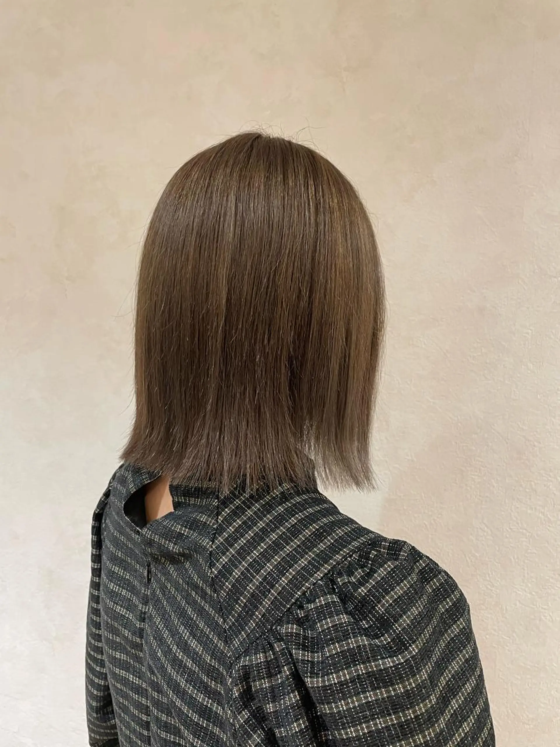 ミディアム カラー ベージュカラー ミルクティーベージュ ヘアカラー トリートメント Lond  mare 🦋ayana🦋のヘアスタイル