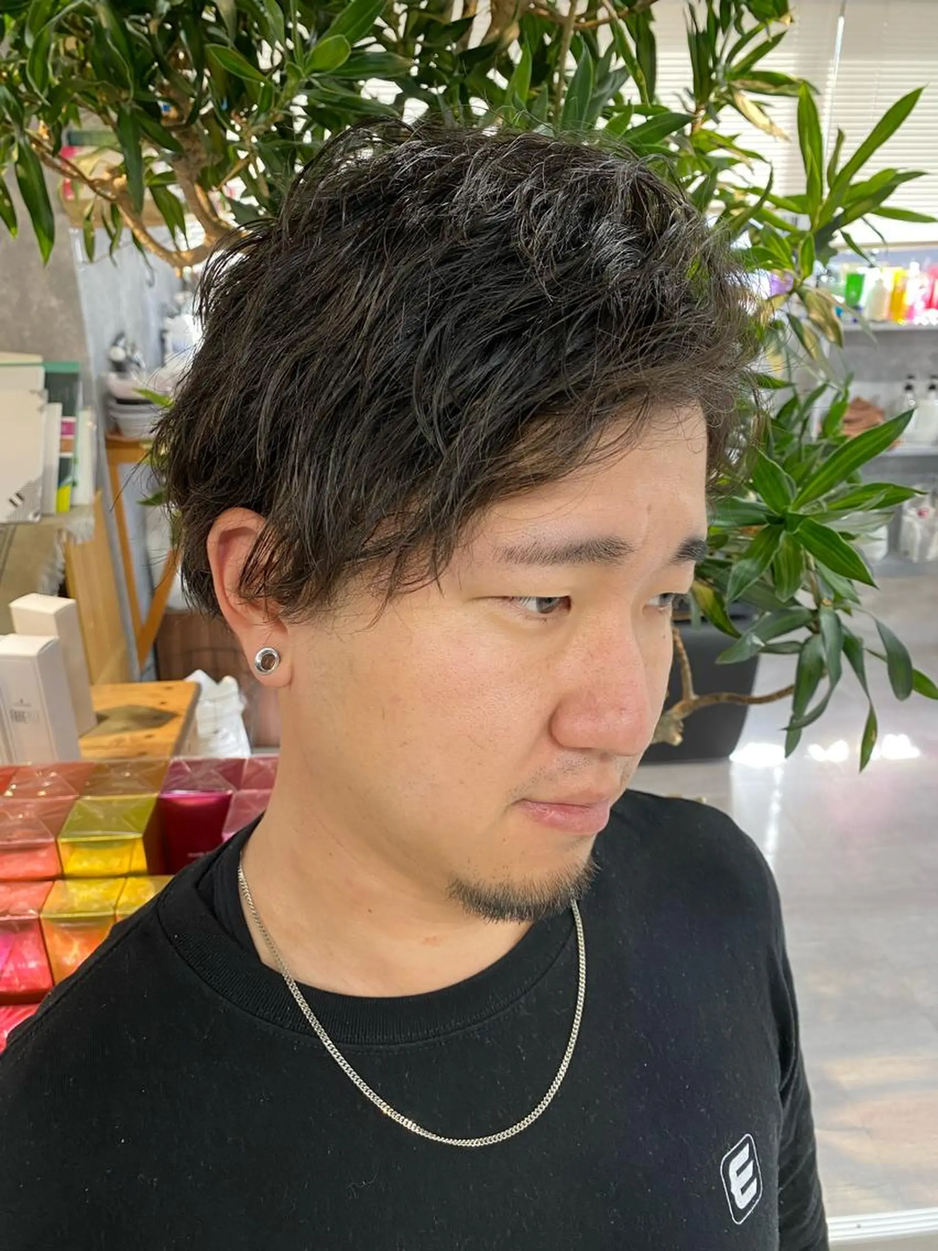 ミディアム パーマ ボブ 髪質改善 韓国風ヘア レイヤーカット トリートメント 【.ico】心斎橋/ ウルフ/飛田ゆうきのヘアスタイル