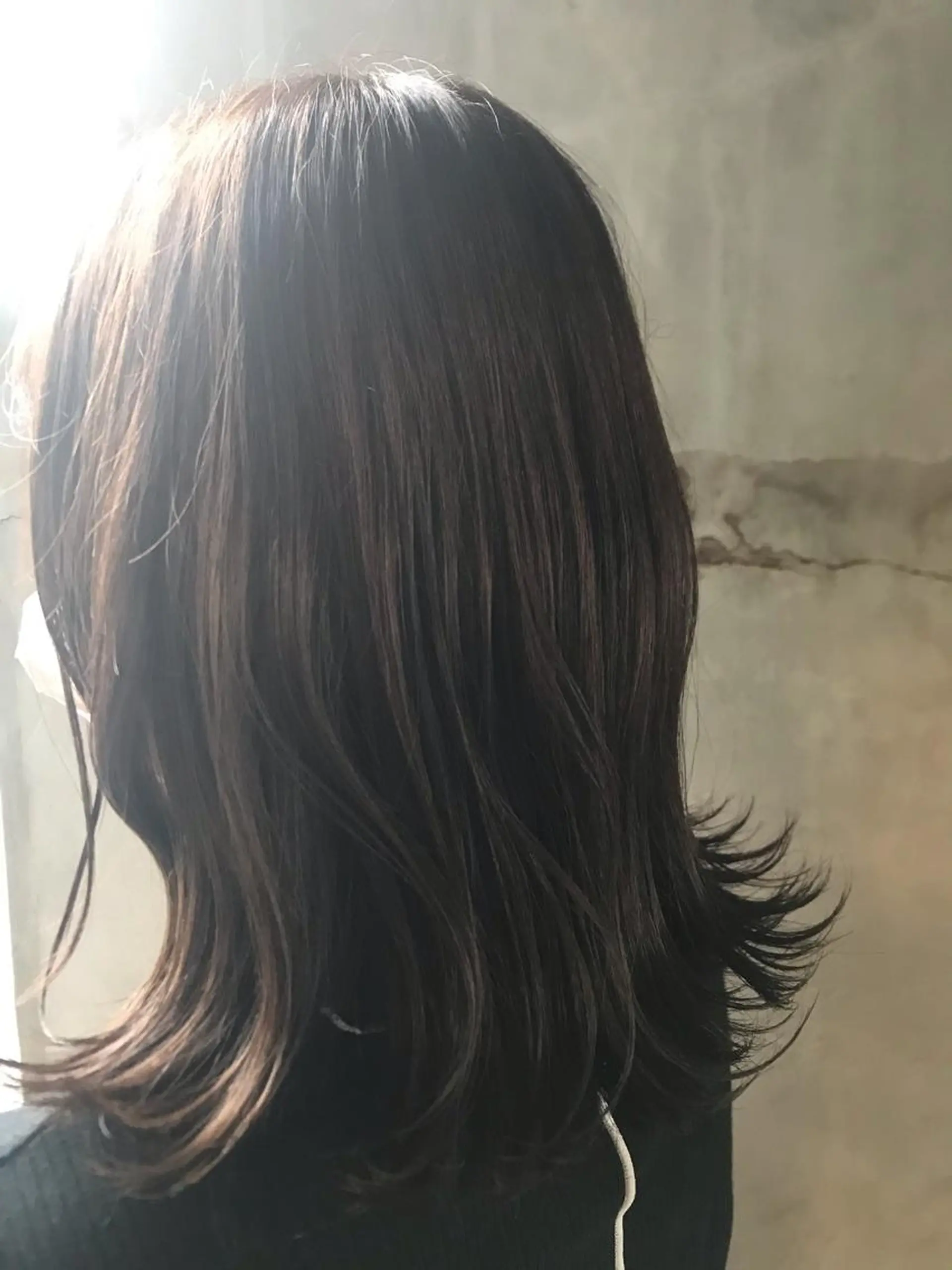 ミディアム カラー 山口 紗弥のヘアスタイル