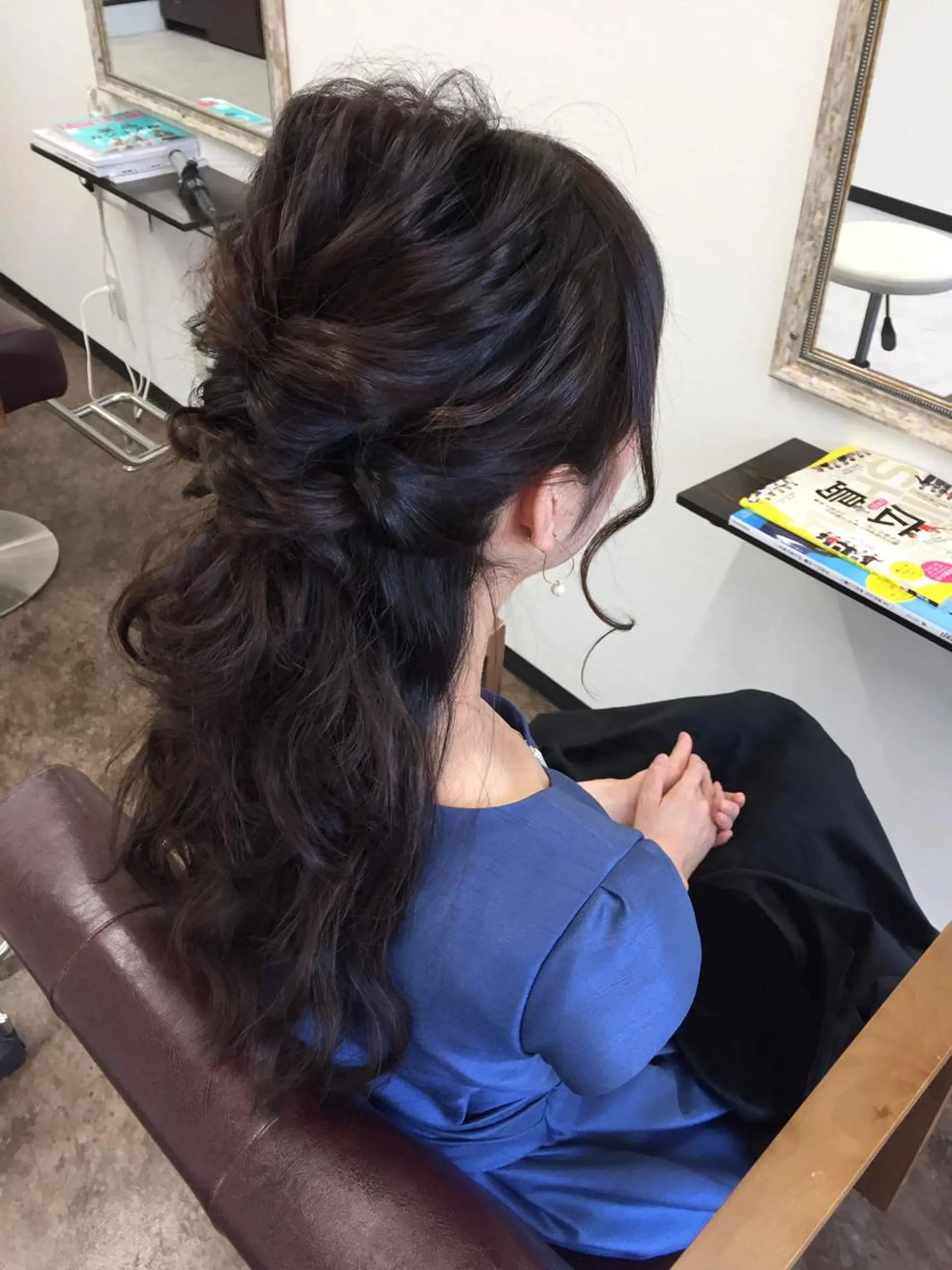 ヘアアレンジ HAIR carelyのヘアスタイル
