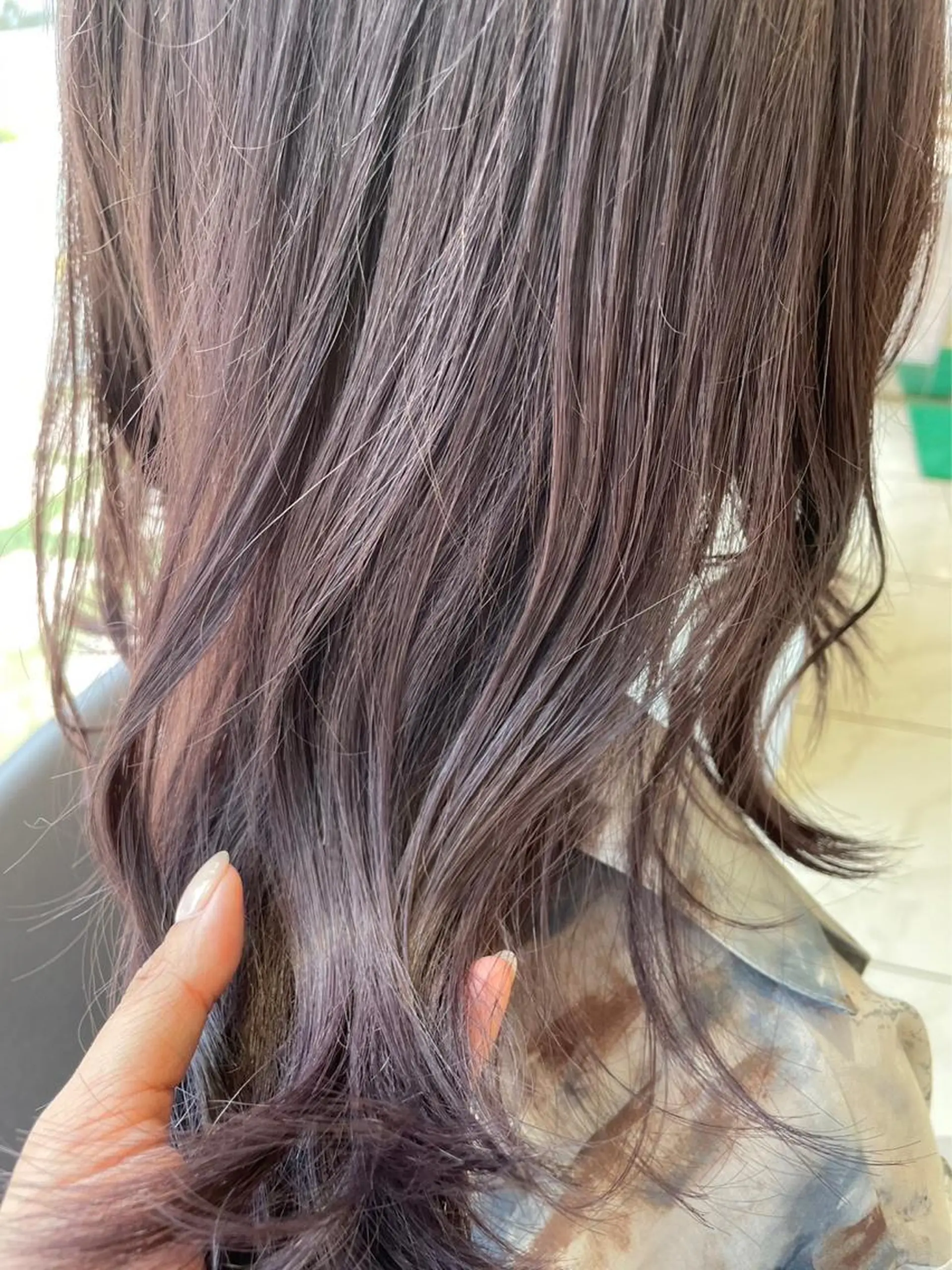 ミディアム カラー 長田 有加のヘアスタイル