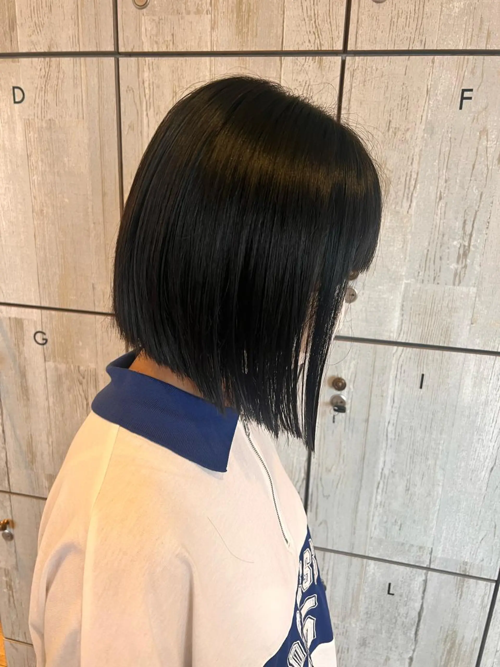 ミディアム カラー 山本 怜奈のヘアスタイル