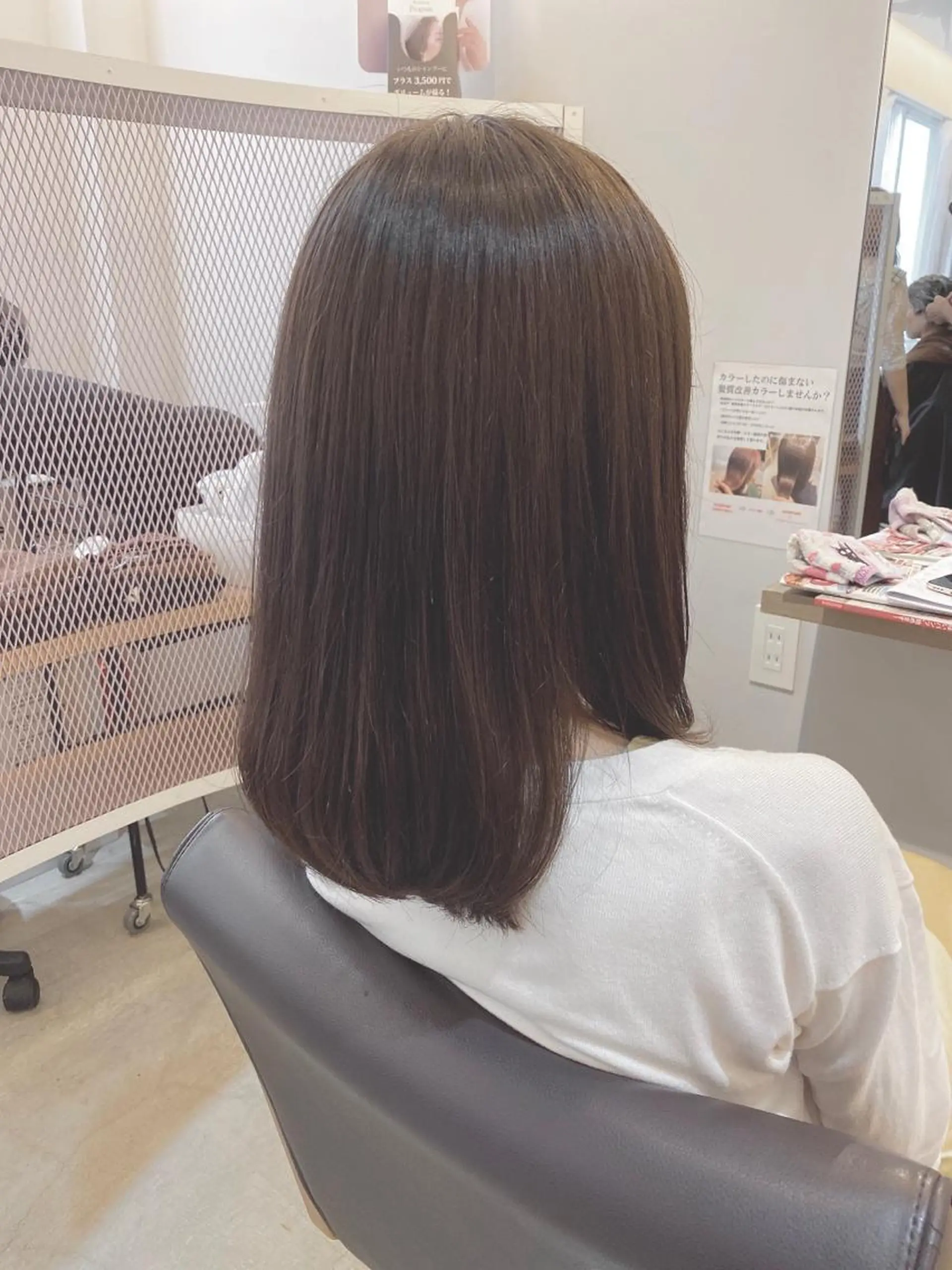 ミディアム 顔周りデザイン/ ママ美容師/濱ほのかのヘアスタイル