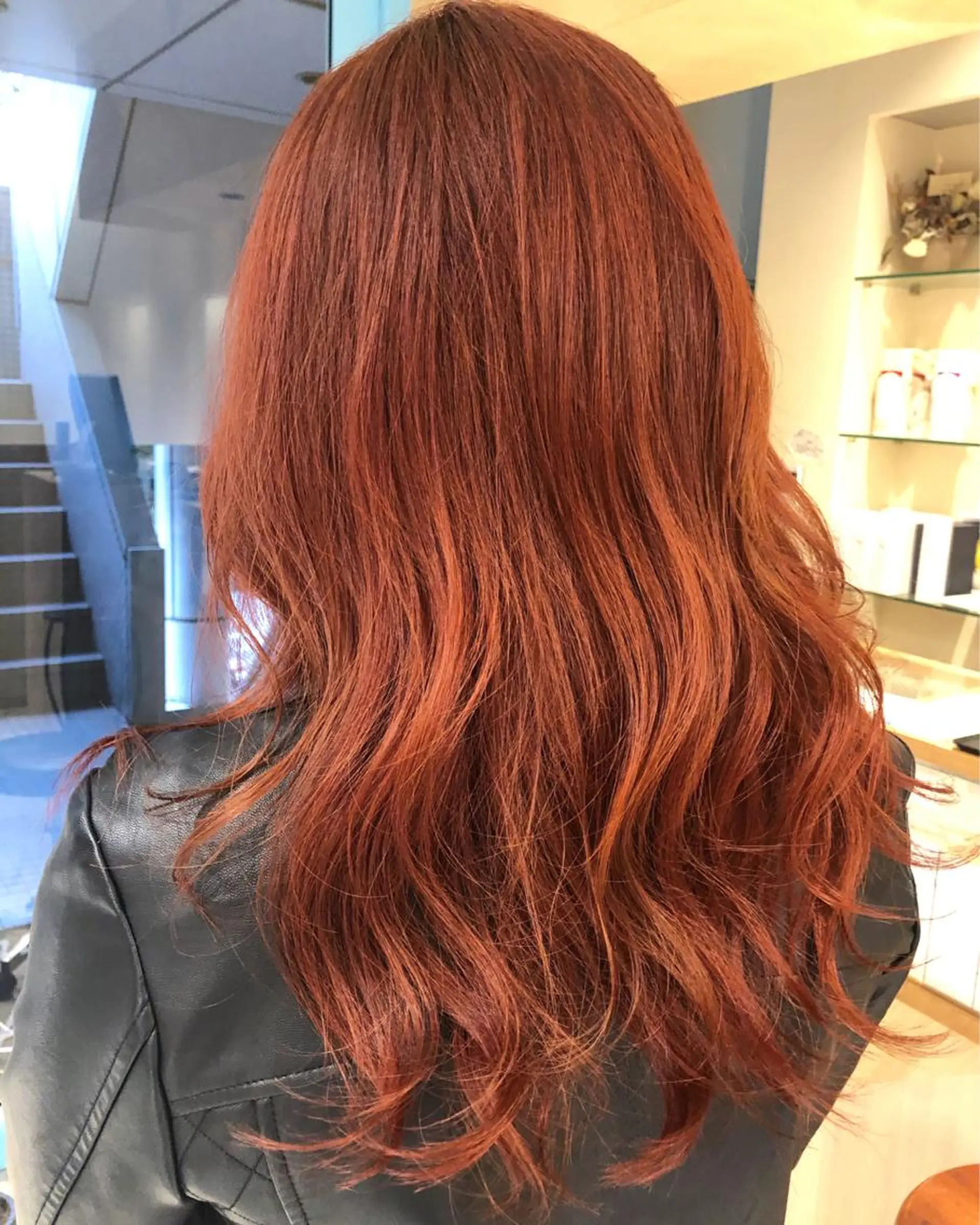 ロング カラー ブリーチ ピンクカラー 大岩 茉愉のヘアスタイル