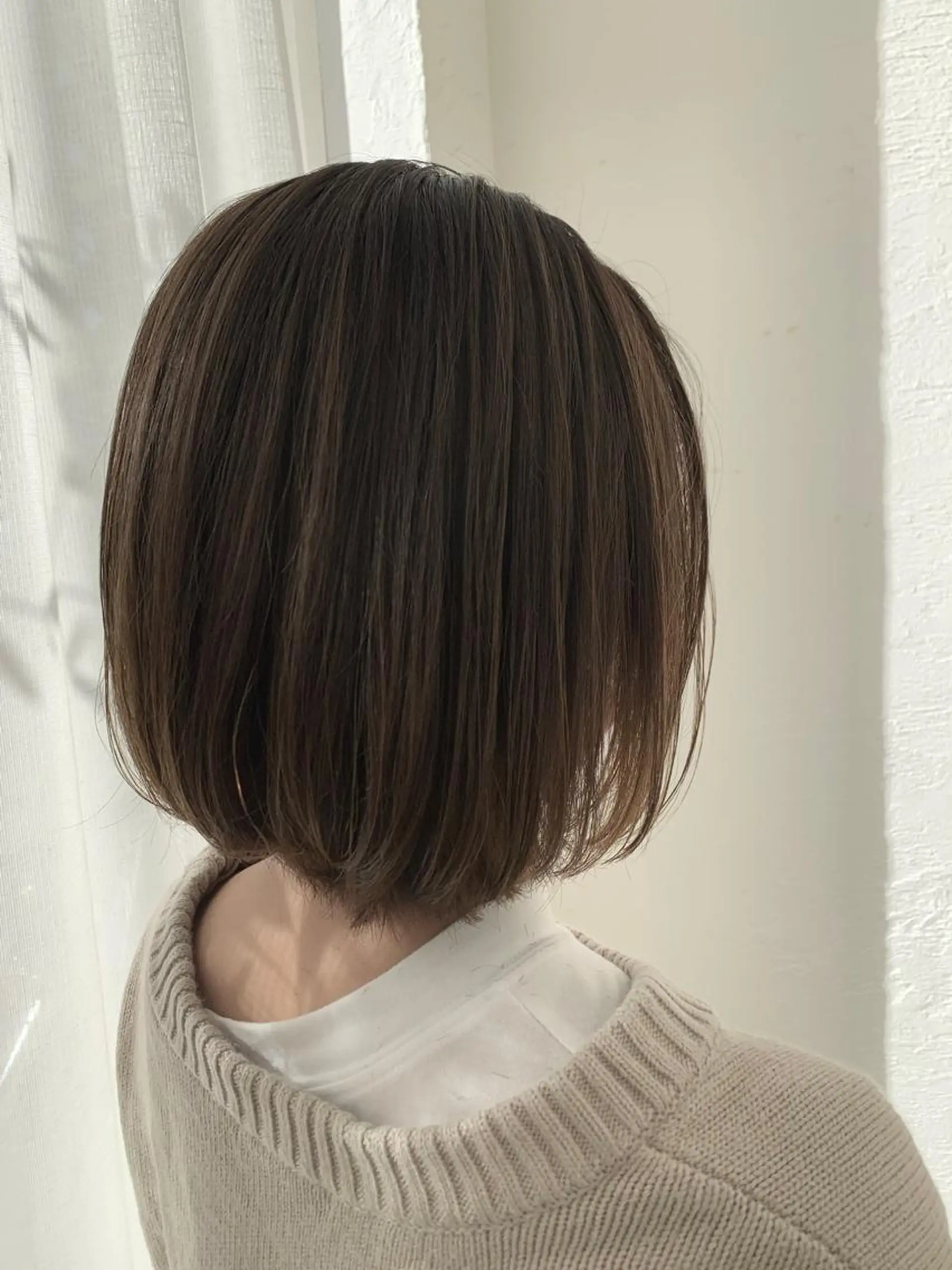 ミディアム カラー fio マナミのヘアスタイル