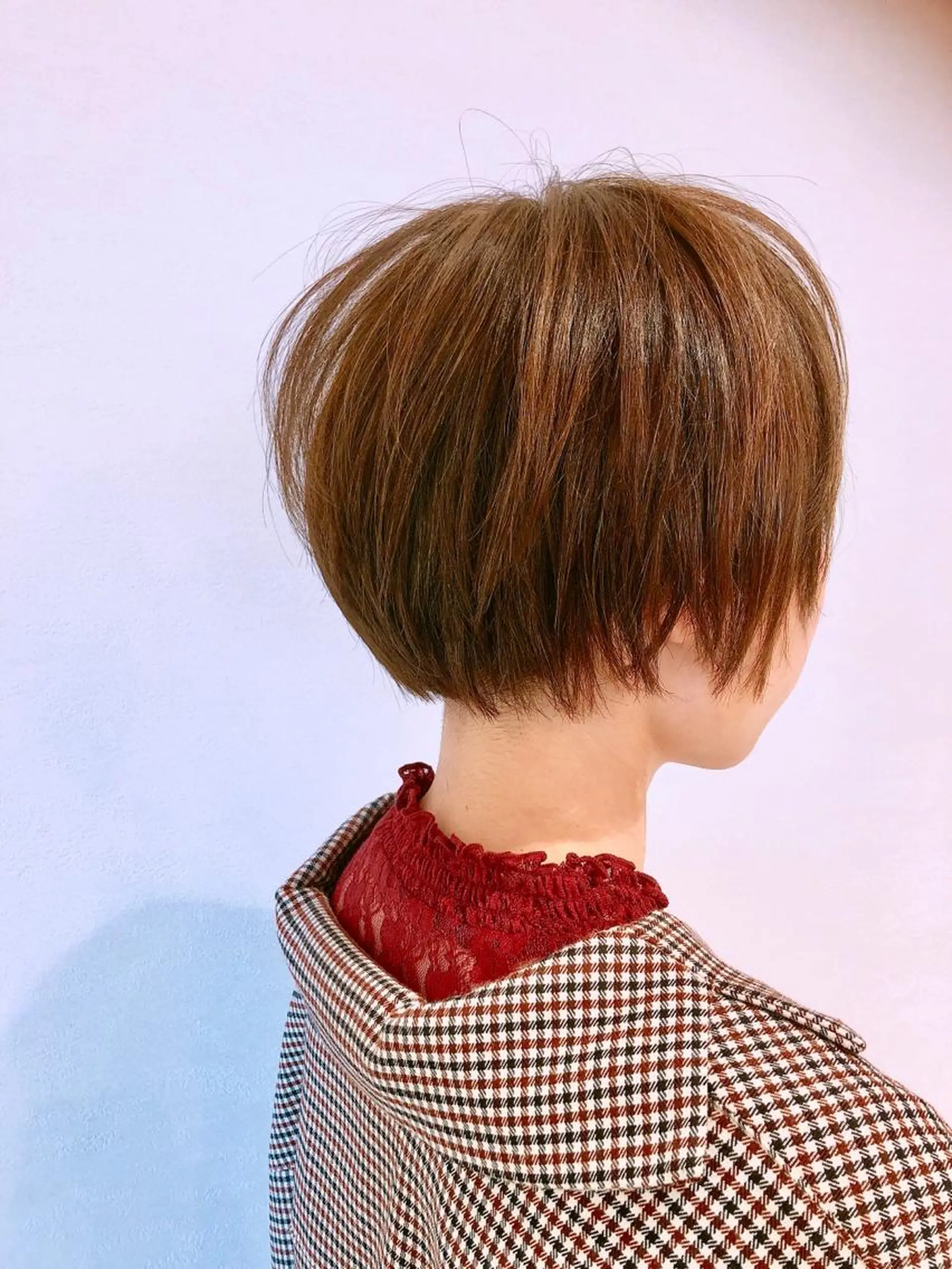 ショート 刈り上げ 安田 美由紀のヘアスタイル