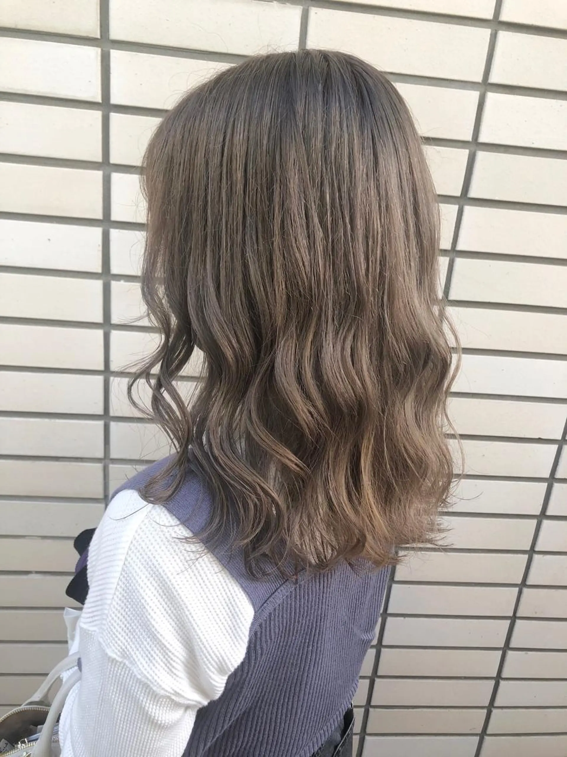 ミディアム カラー グレージュ ヘアカラー 2nd所属・🤍2nd🤍田所 美希のヘアスタイル