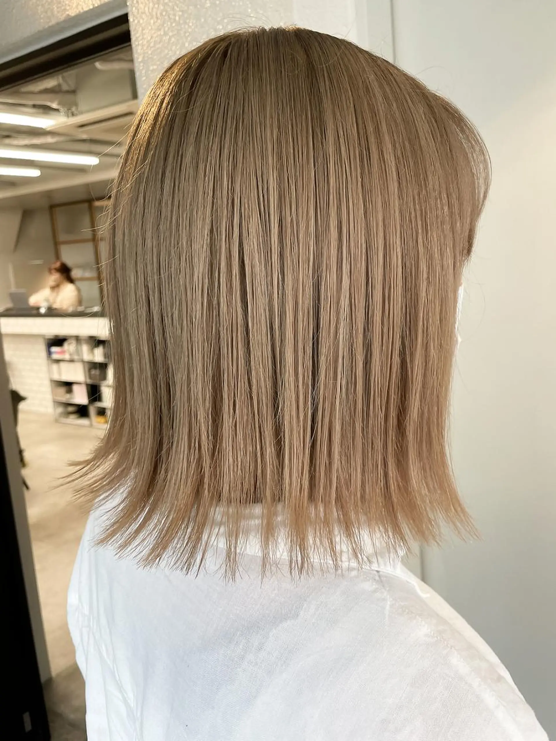 ミディアム カラー ベージュカラー ダブルカラー ハイトーンカラー ミルクティーベージュ ボブ ヘアカラー トリートメント 韓国風メンズヘア💫 ツイスパ💫saraのヘアスタイル