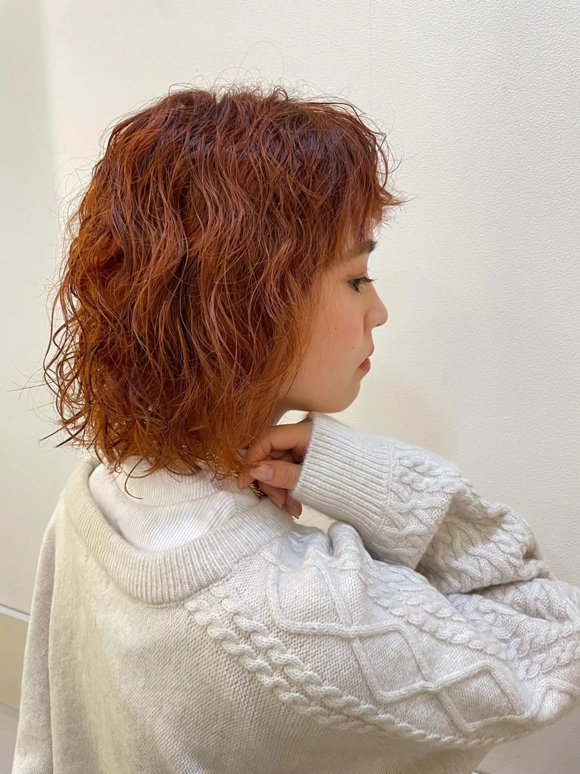 カラー 内田温子大人女性 ハイライト、ボブのヘアスタイル