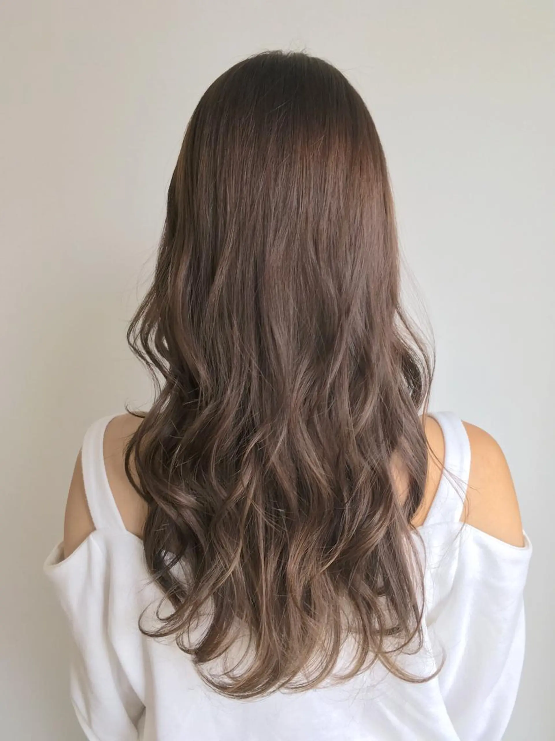 ロング カラー グレージュ ヘアカラー トリートメント ヘアセット go today shaire salon 本店所属・yoshi ☆のヘアスタイル