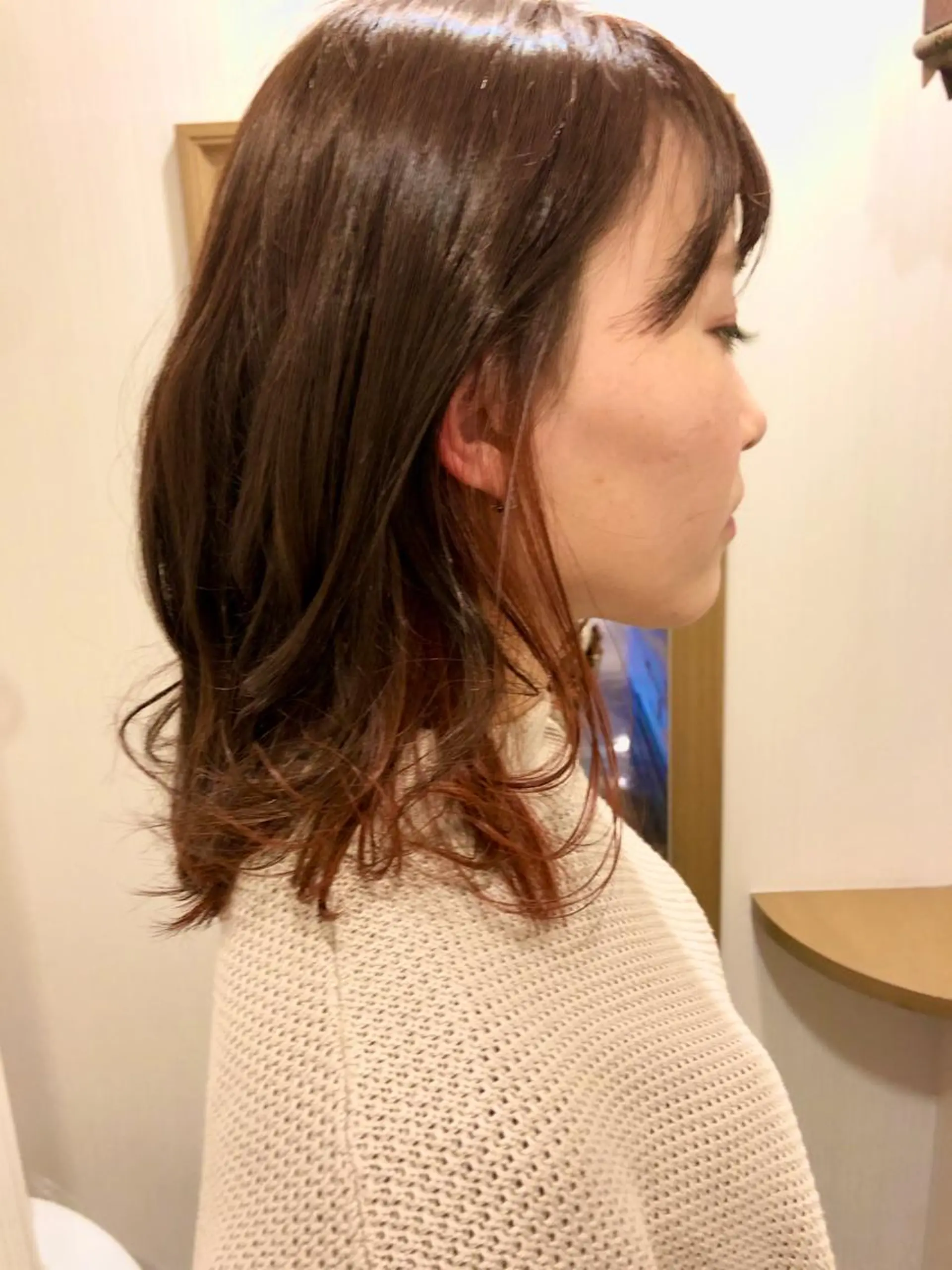 ミディアム カラー インナーカラー レッドカラー ヘアカラー 新井 友菜のヘアスタイル